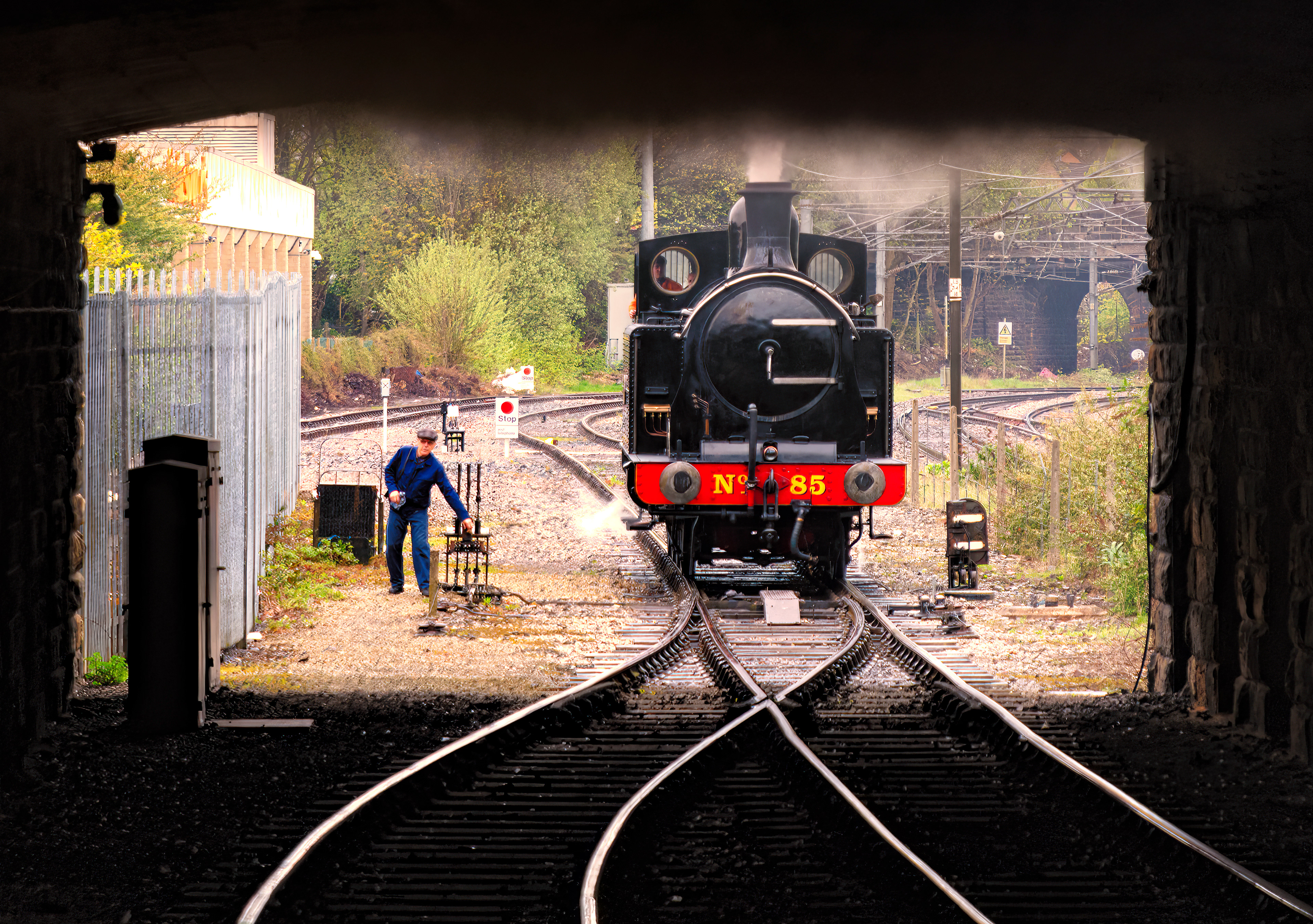 No - 85 Keighley Running Around