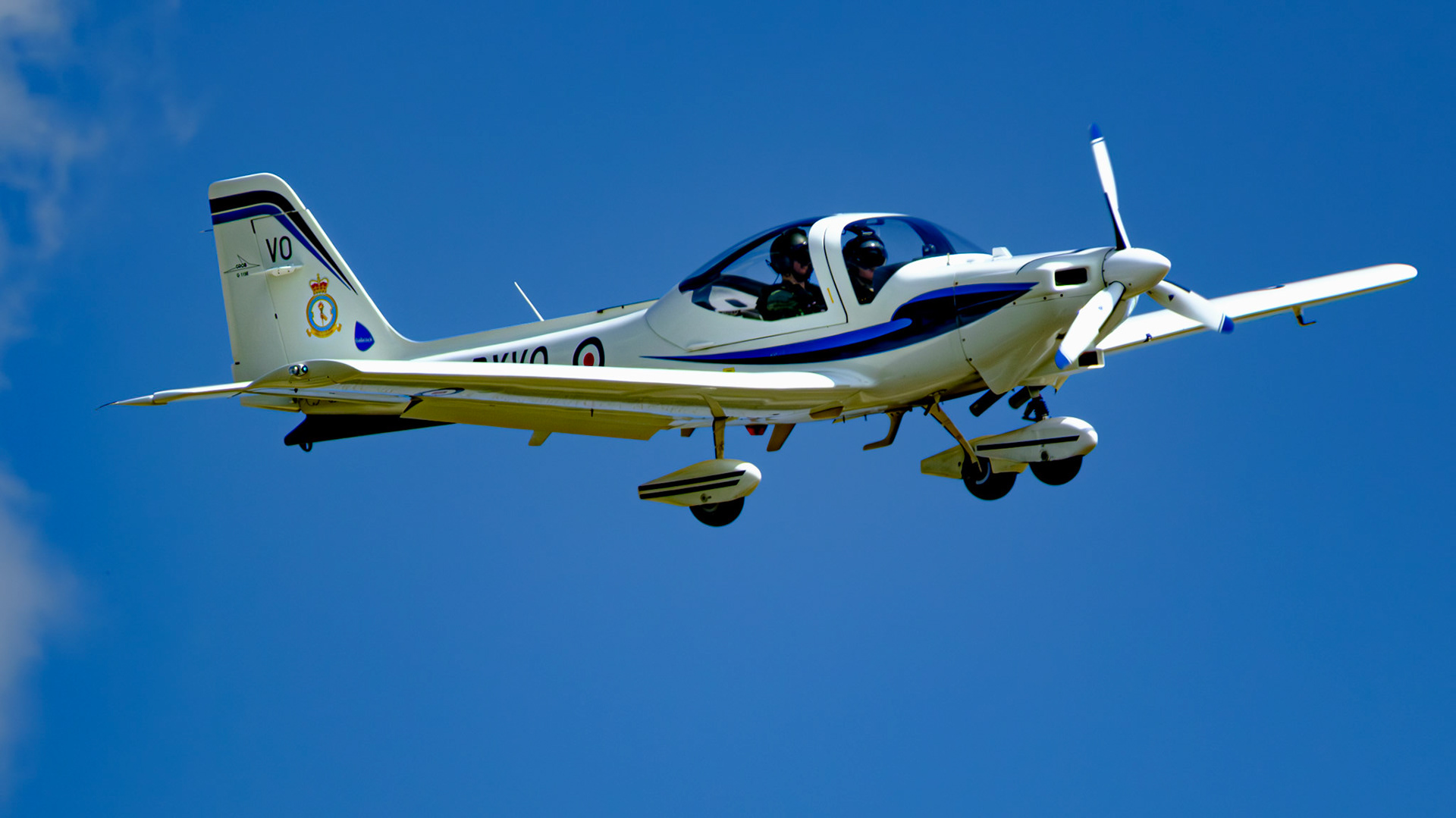 Grob Tutor landing