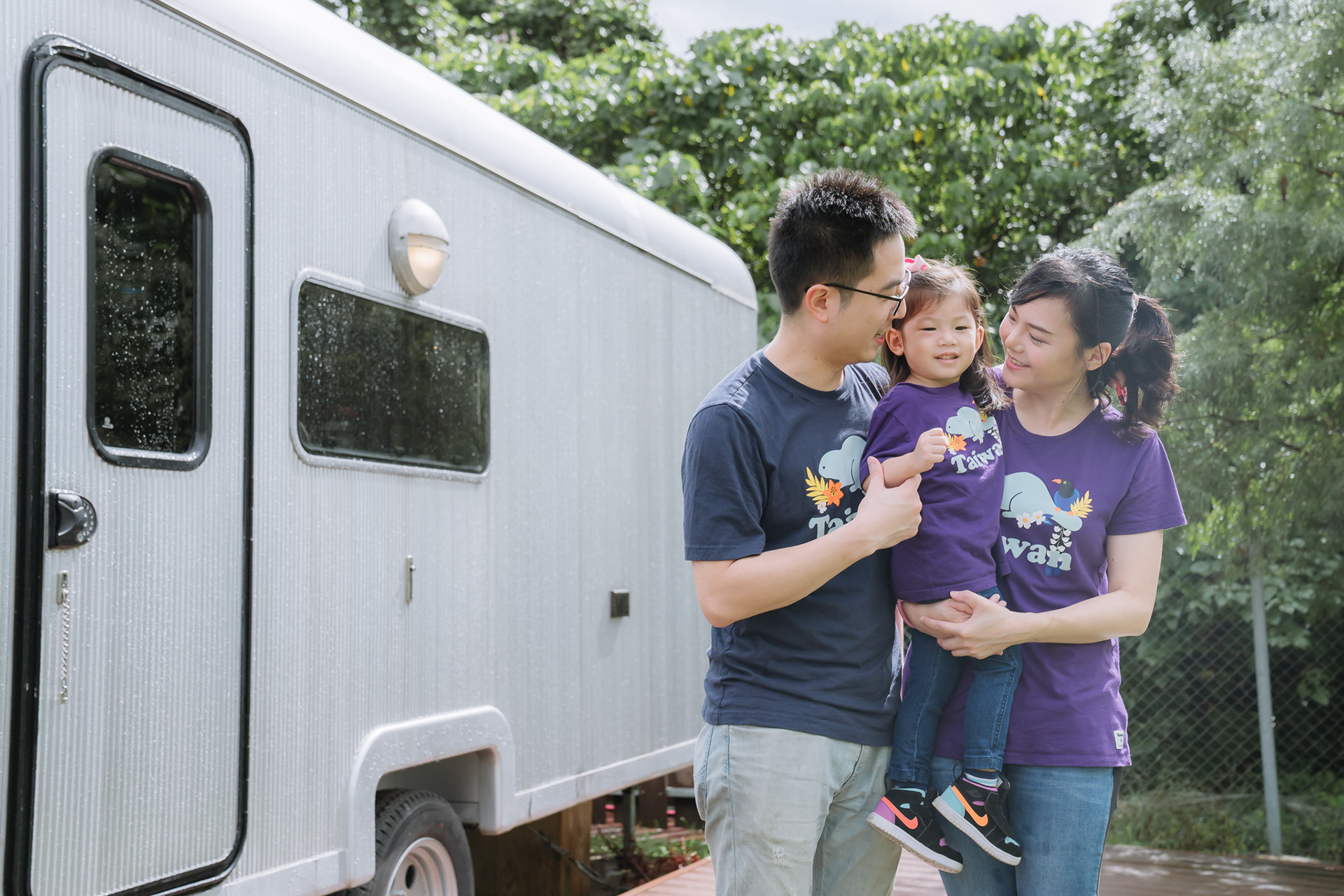 礁溪老爺露營車|家庭旅拍|家庭寫真|We are family