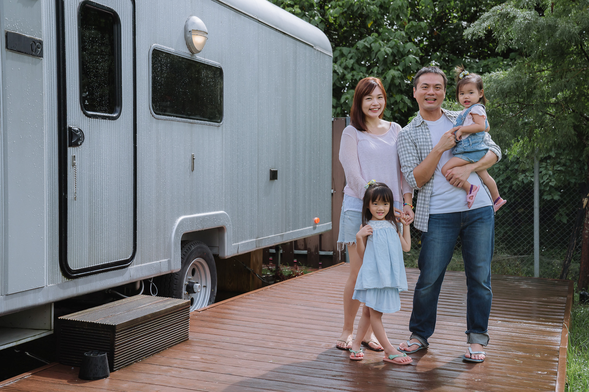 礁溪老爺露營車|家庭旅拍|家庭寫真|We are family