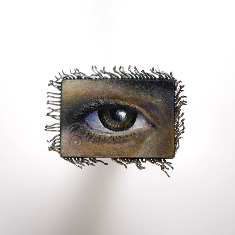 iEye, oil on microchip, 1.5 x 2 cm, 2018