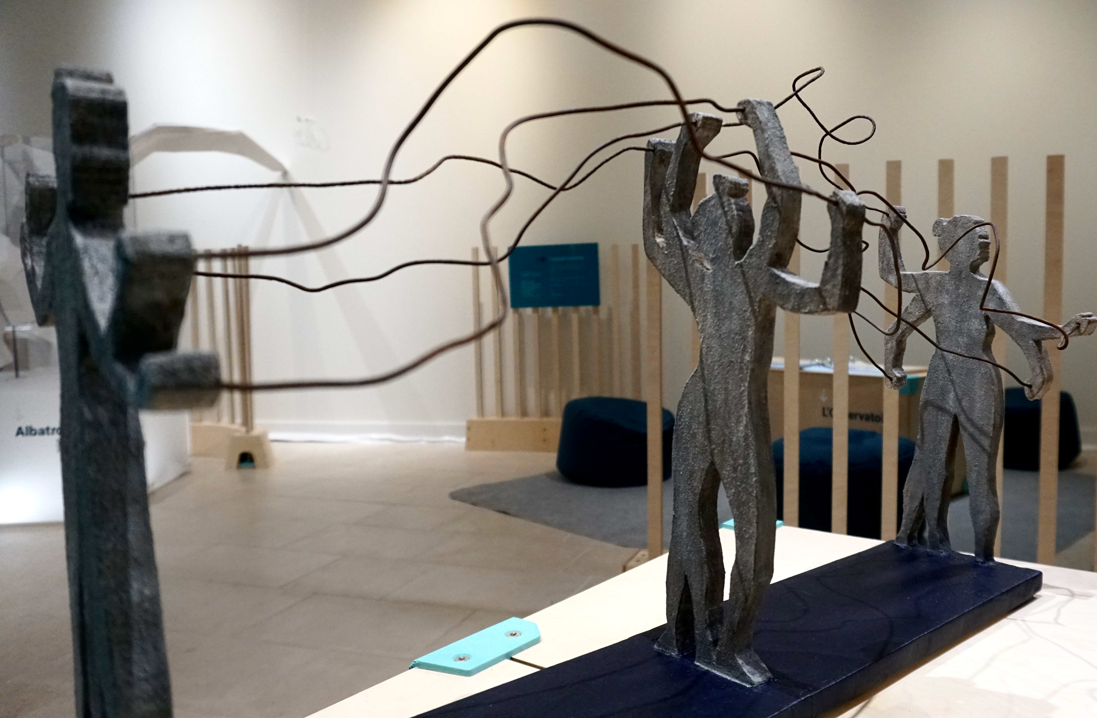Béton acharné, collaboration with Pauline Rolland, Wood, metal, and paints