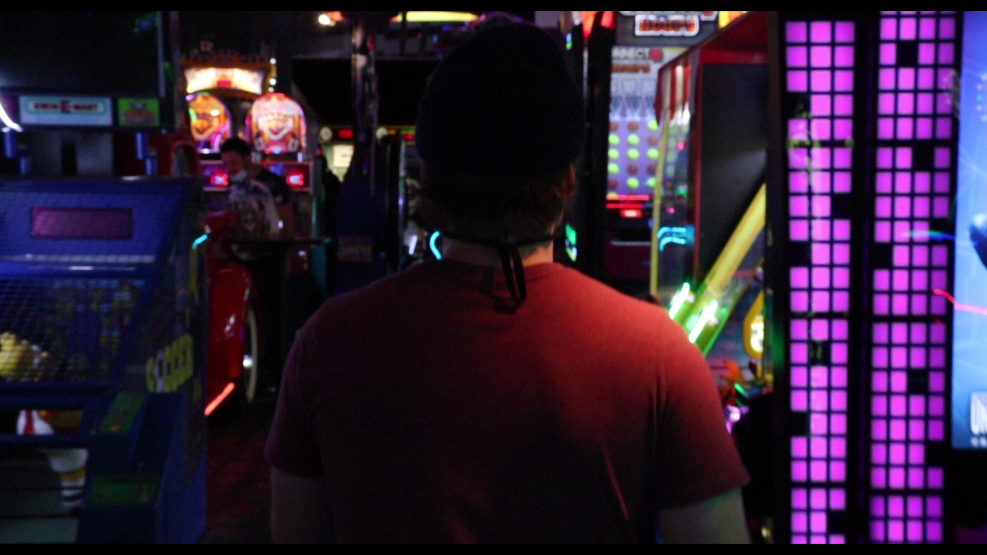 The Gray-Haired Men (2021)