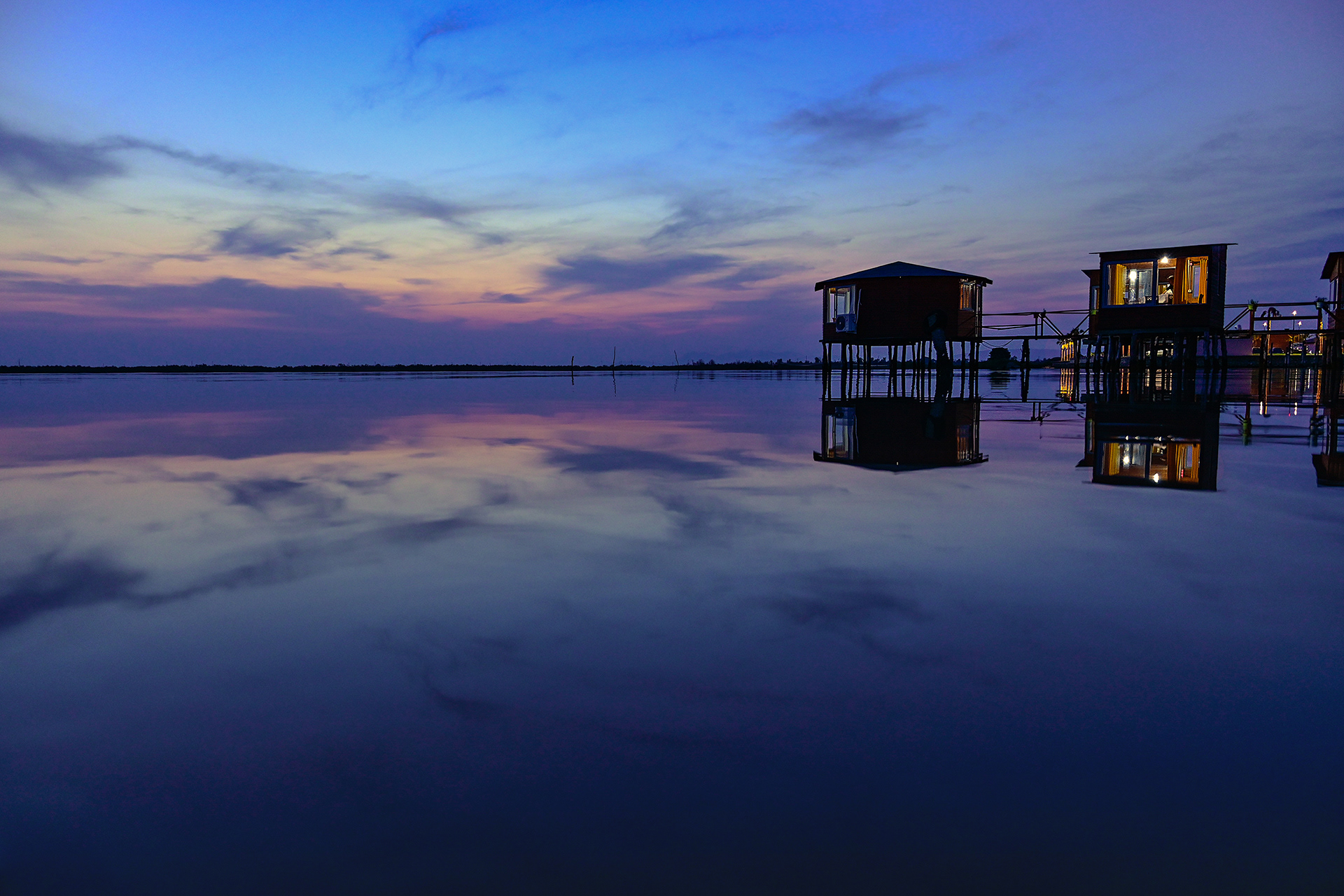 Blaue Stunde in der Laguna patokut