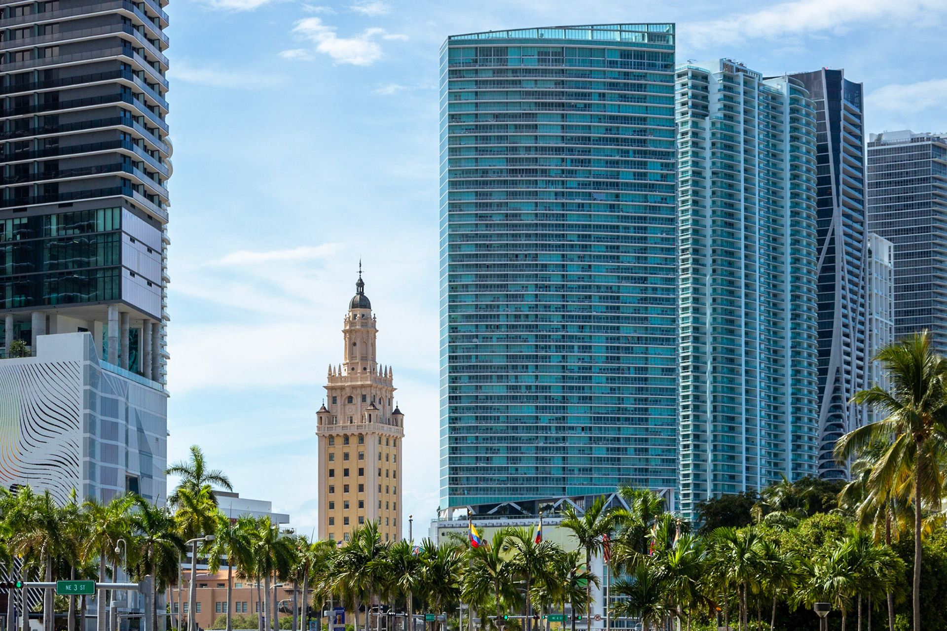 The Gap | (Freedom Tower)