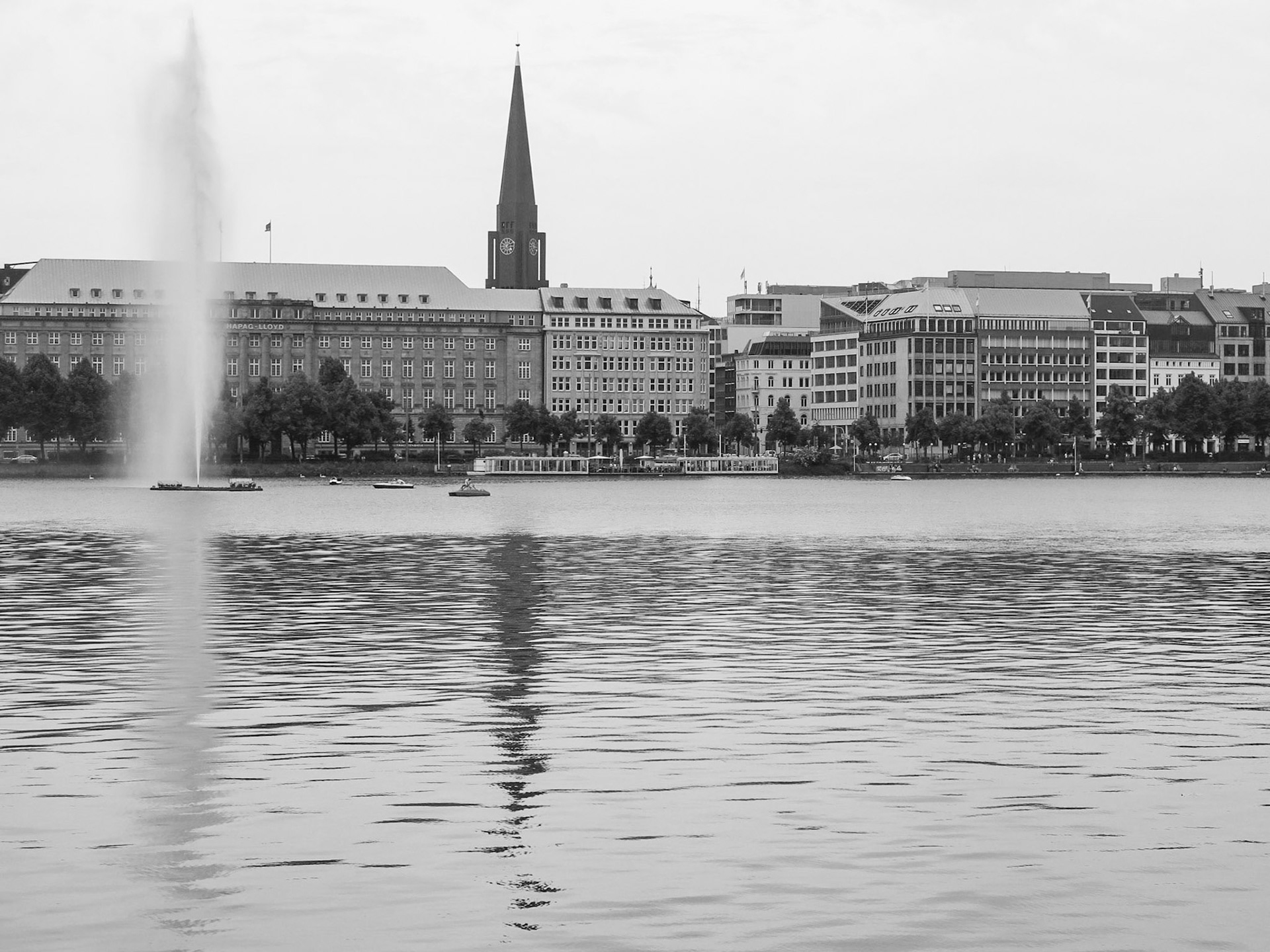 11 | (Hamburg, Germany)