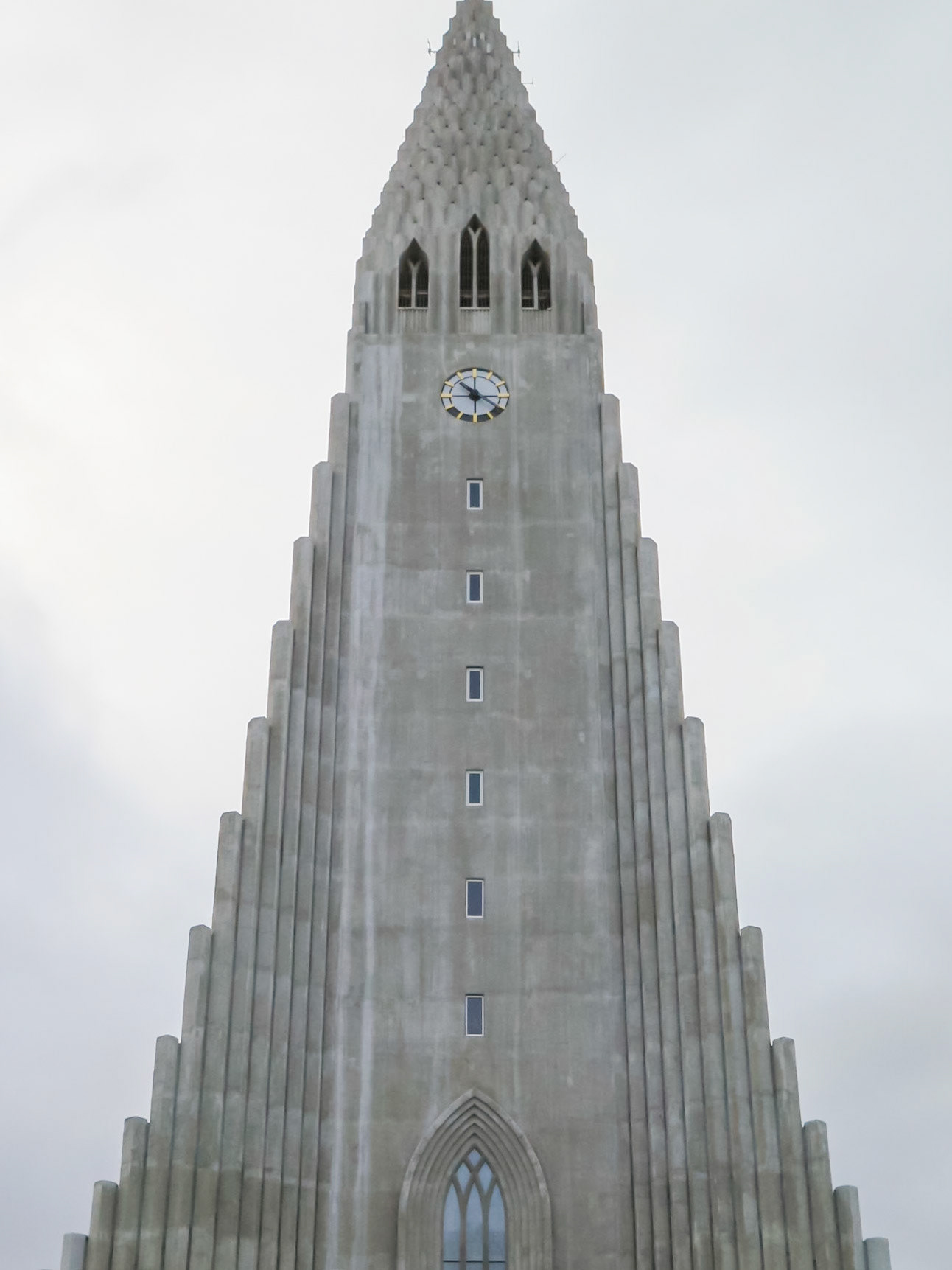 Step by Step | (Hallgrimskirkja)