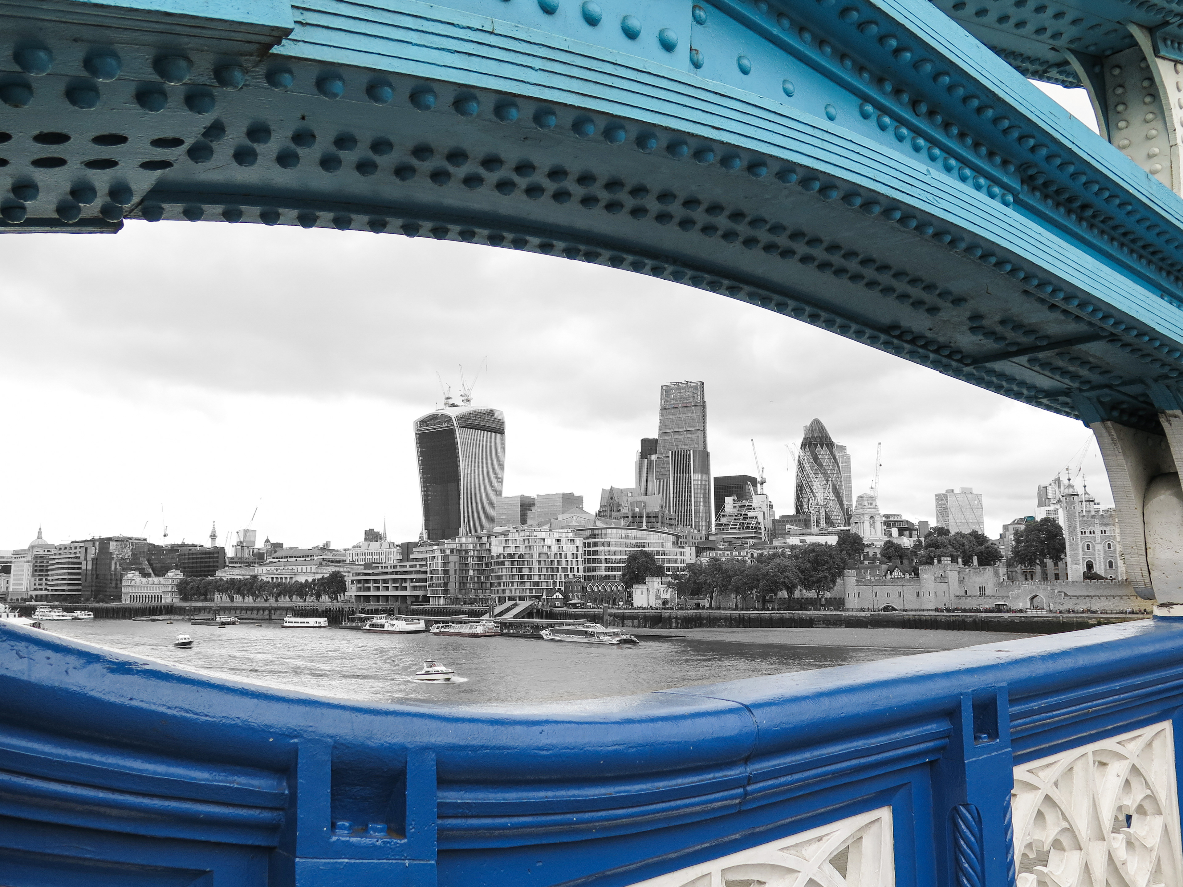 Over / Under | (London, United Kingdom)