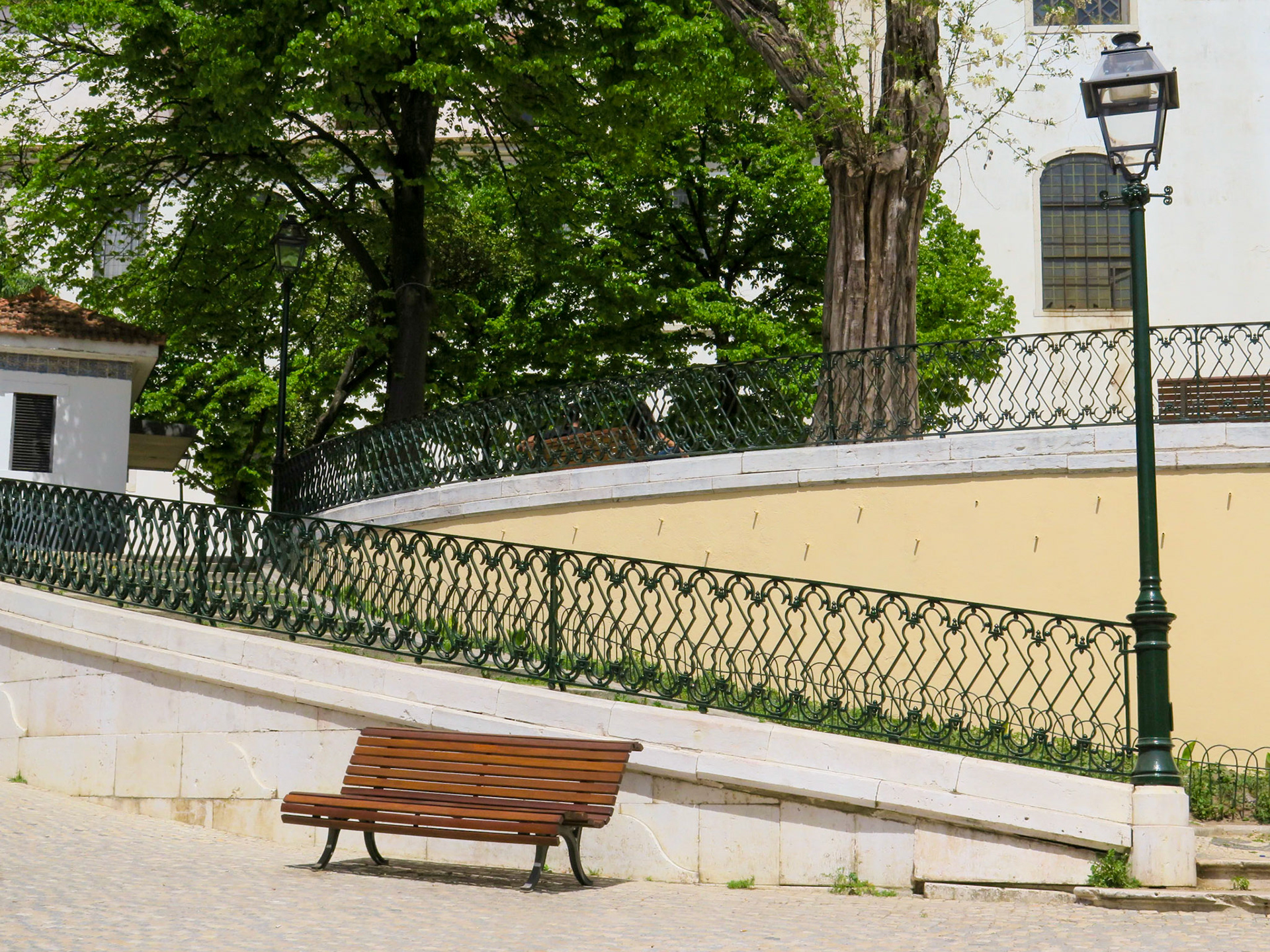 Rest Stop | (Jardim Augusto Gil)