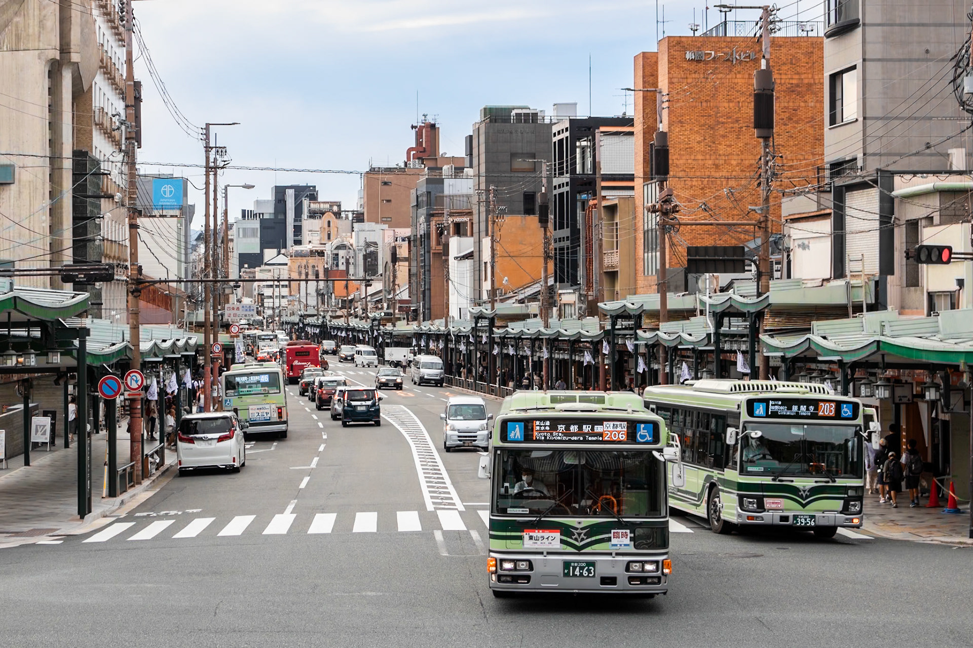 Temple Transit | (Shijo-dori)