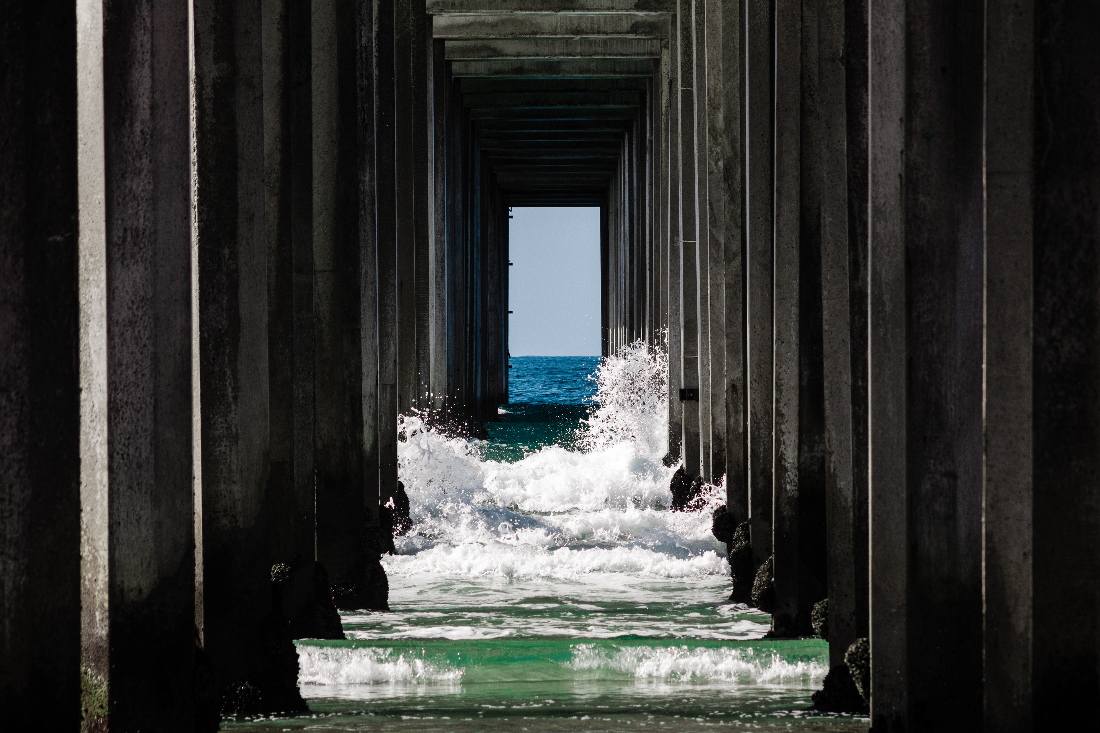 Tunnel of Waves | (San Diego, USA)