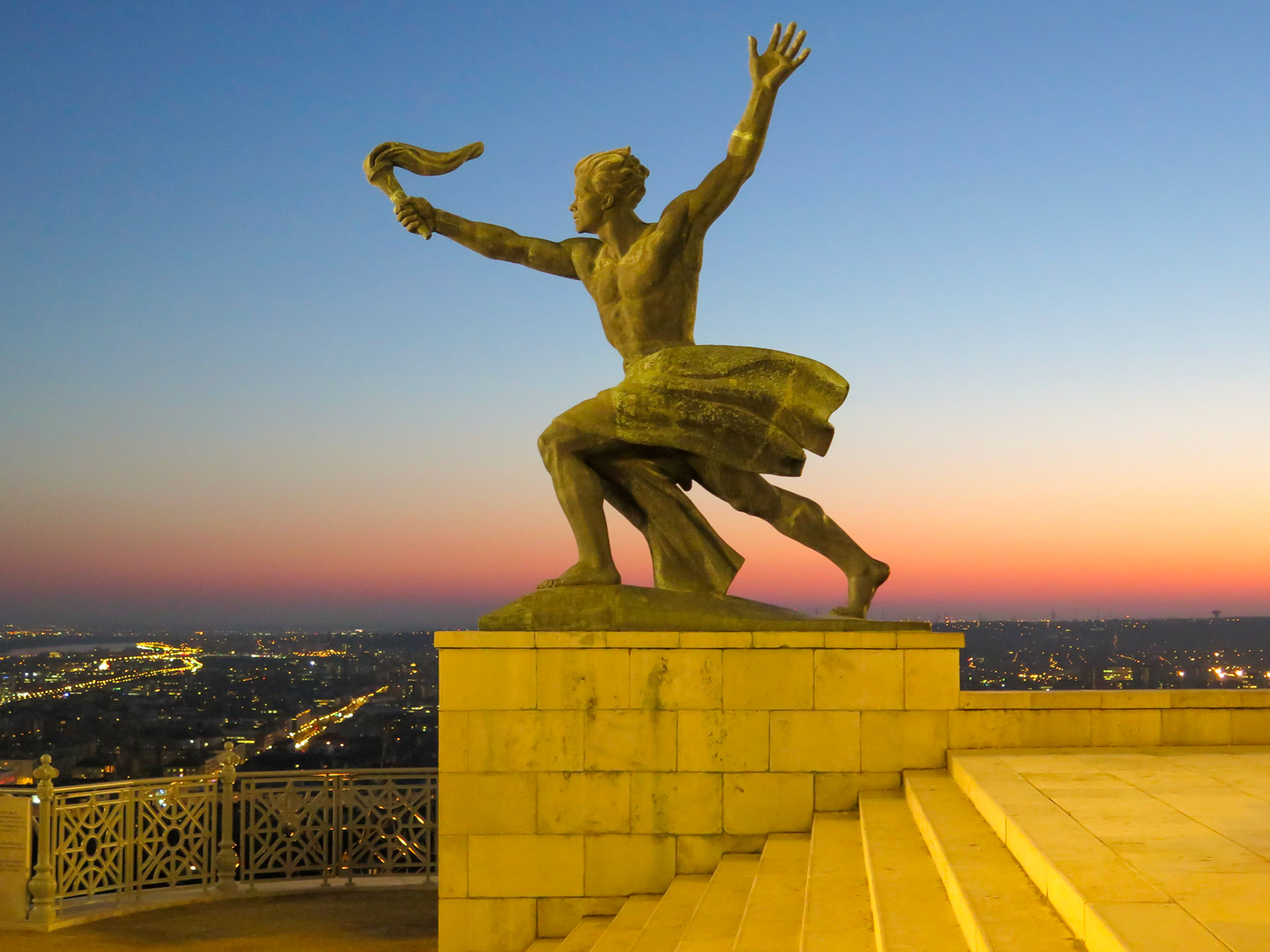 Strength and Sunset | (Gellért Hill)
