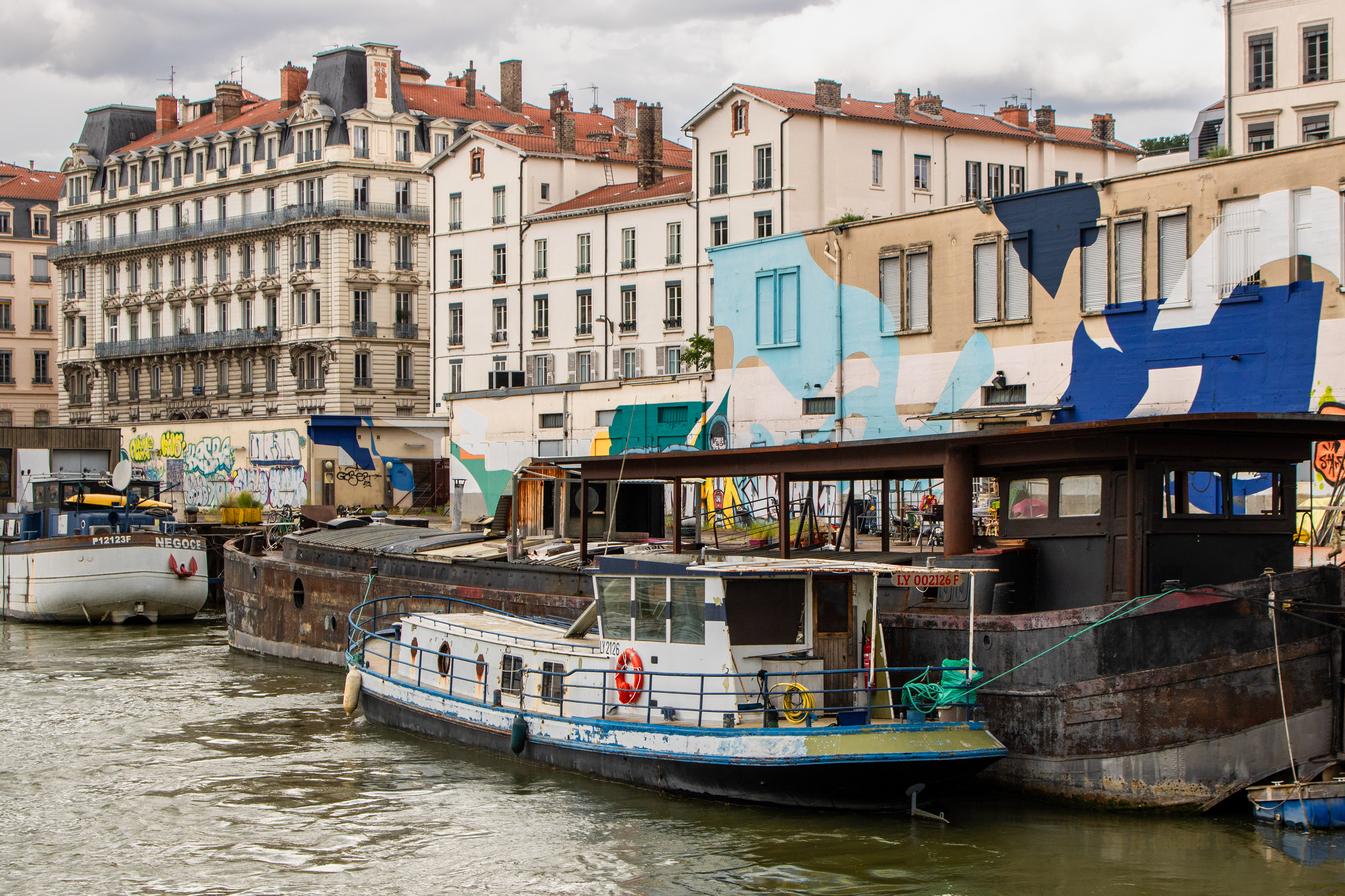 Painted Port | (Port de l'Occident)