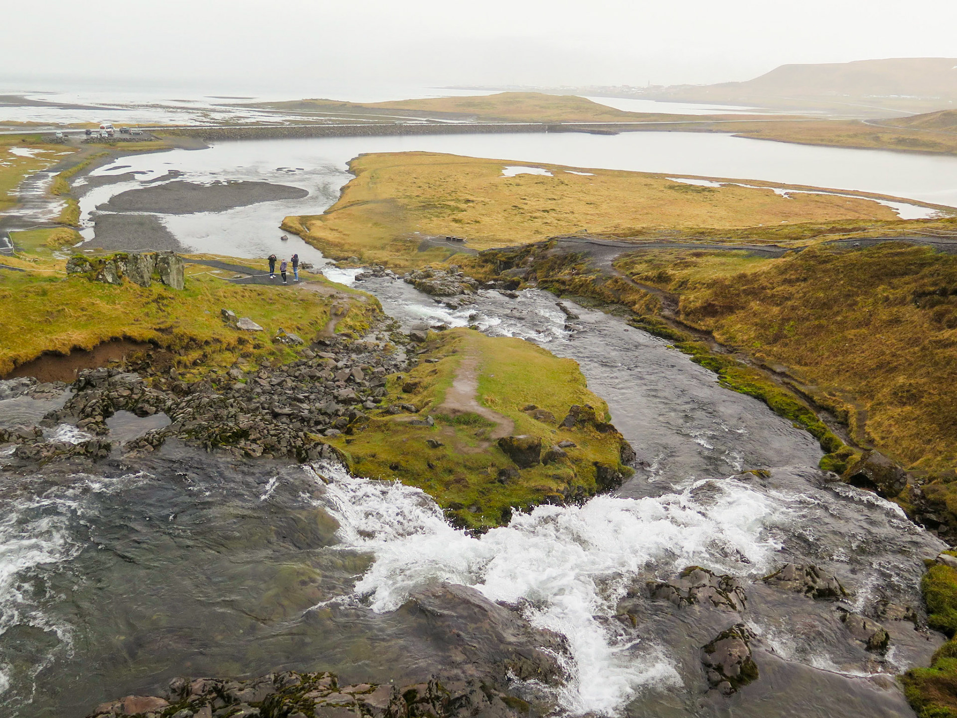 S | (Kirkjufell)