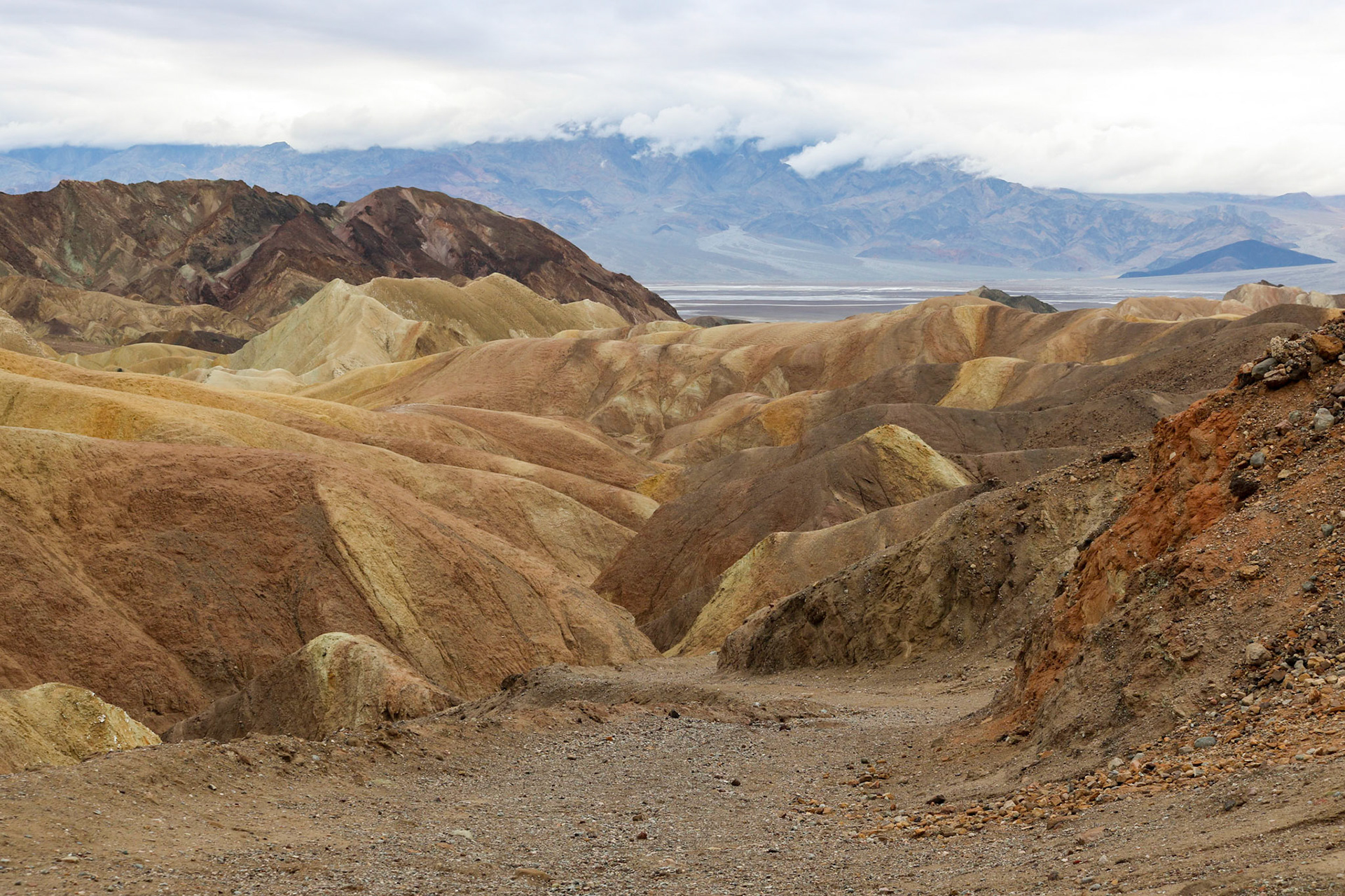 Labyrinth Landscape | (Badlands Loop)