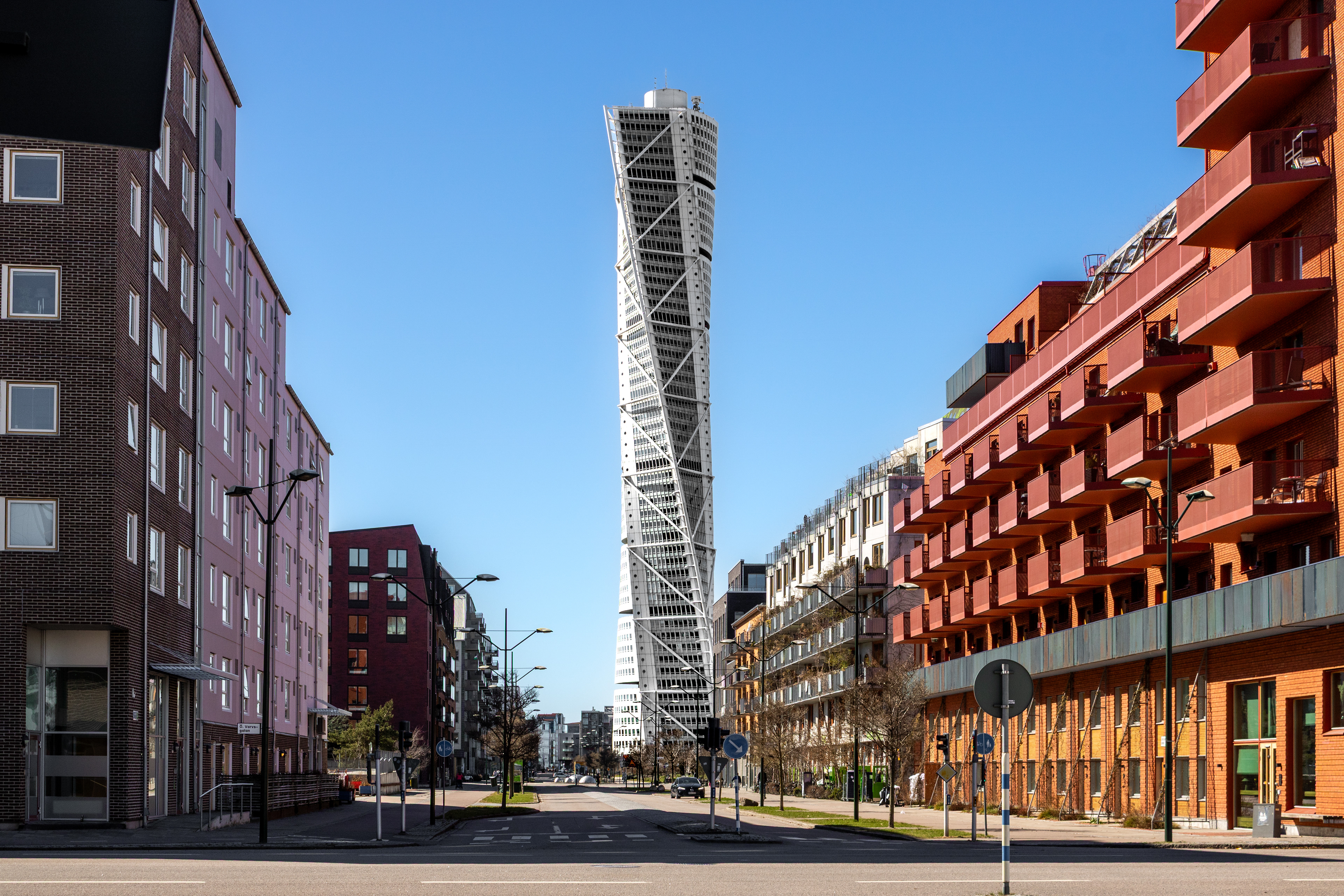 To the Torso | (Lilla Varvsgatan)