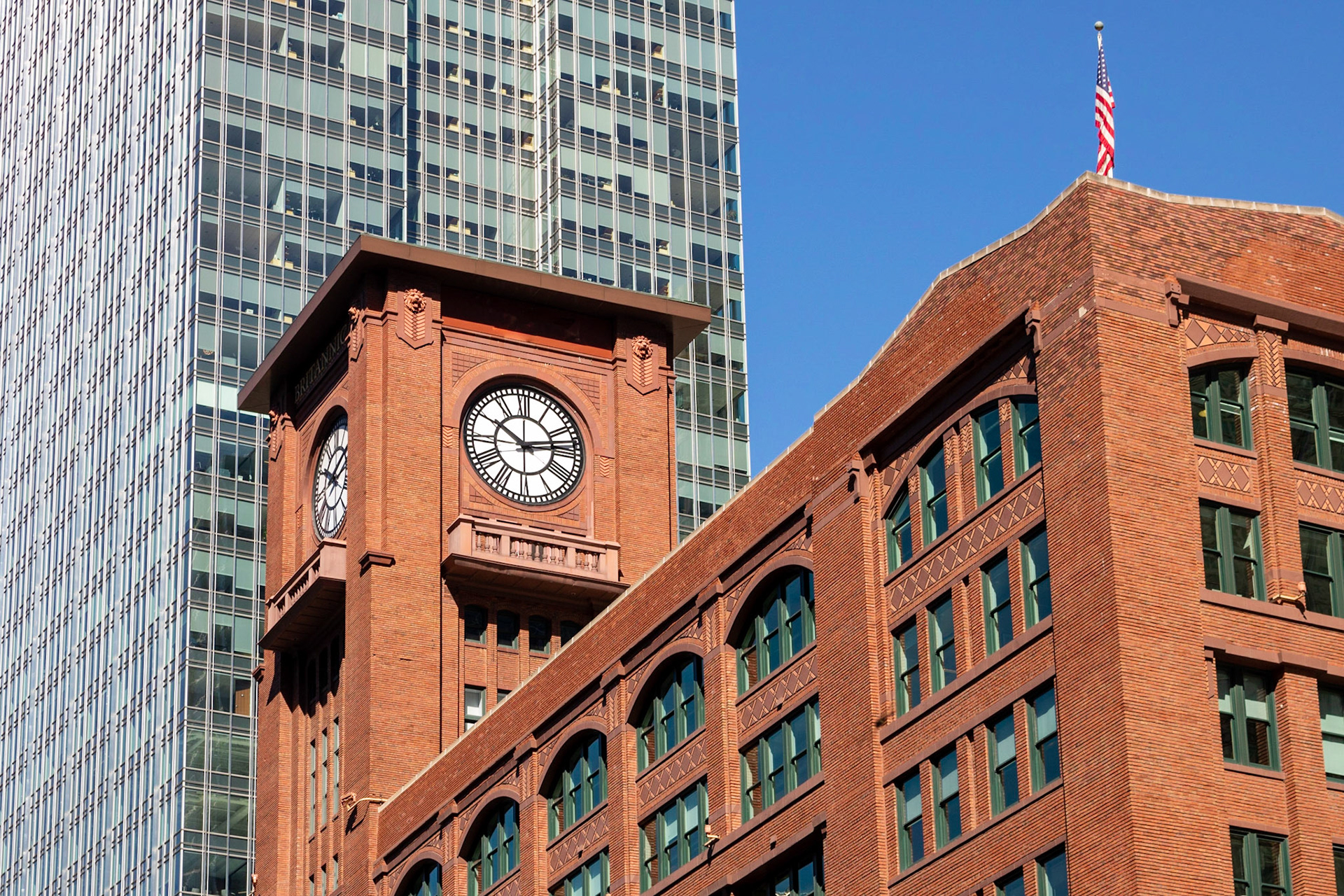 Classic to Contemporary | (Reid-Murdoch Center)