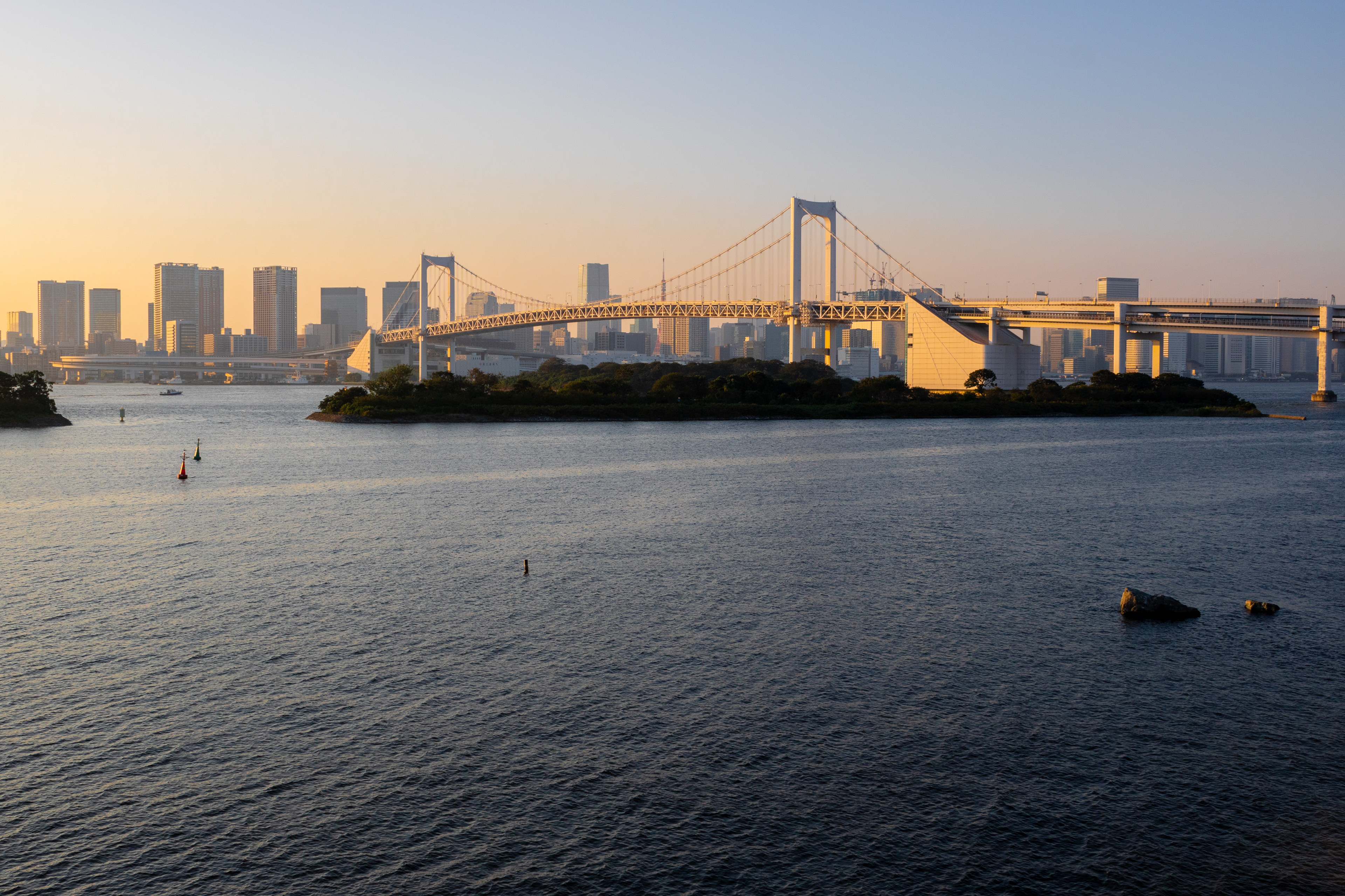Bridge to Odaiba | (Tokyo, Japan)