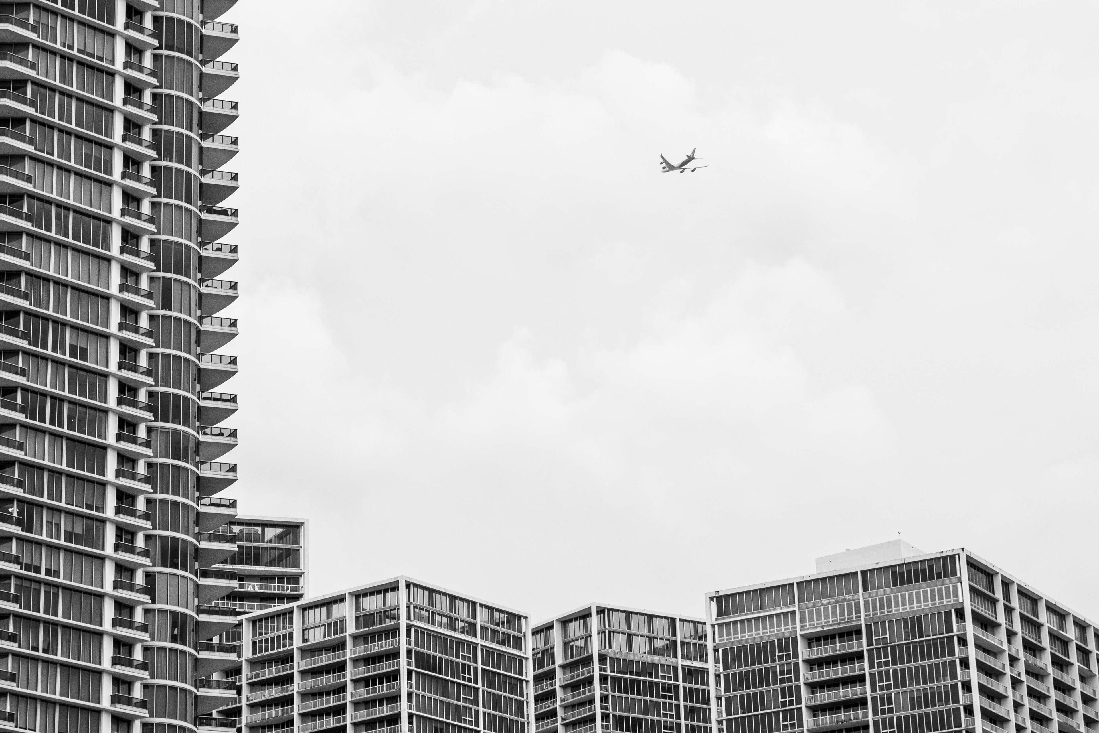 Overhead | (Miami, USA)
