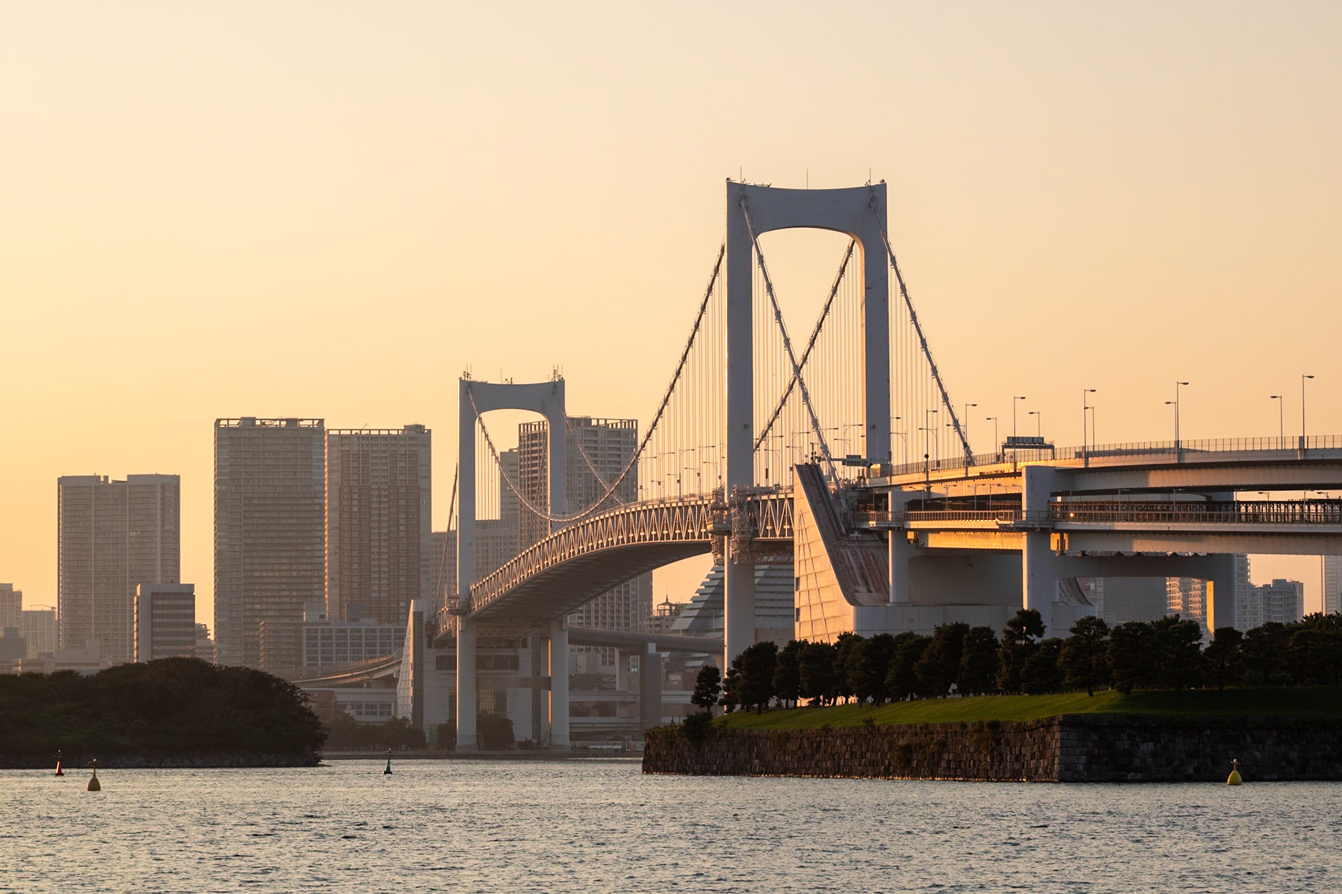 Tokyo Bay | (Rainbow Bridge)