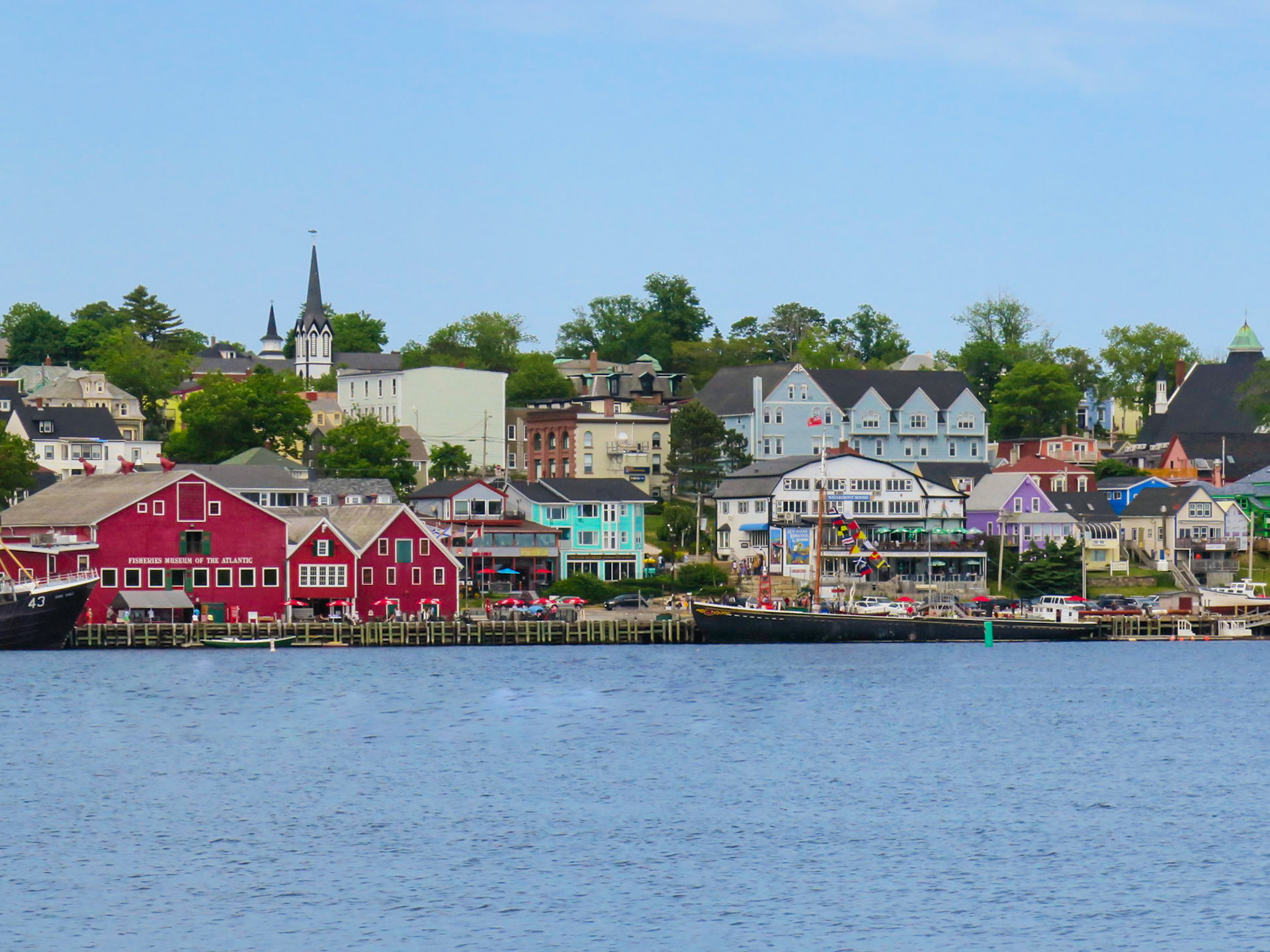 Rainbow Town | (Lunenburg)