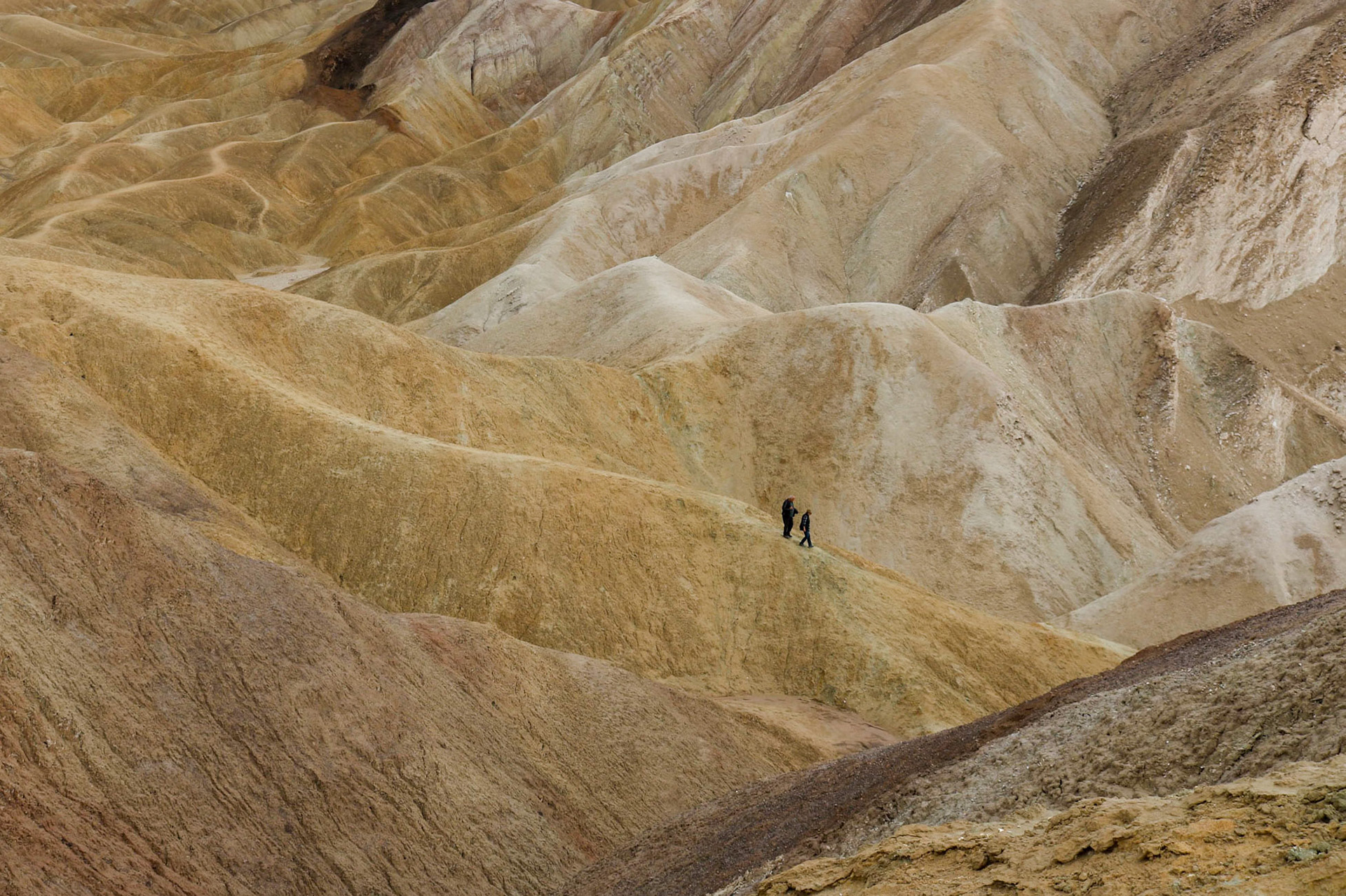 Couple of Hikers | (Badlands Loop)