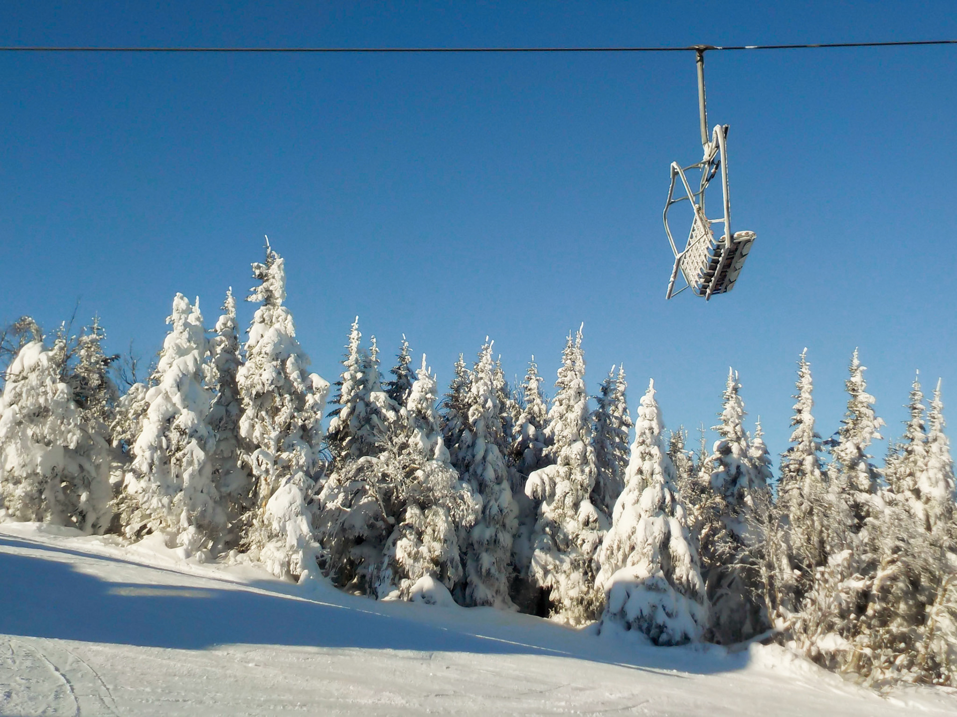 Hanging Out | (Mont-Sainte-Anne)