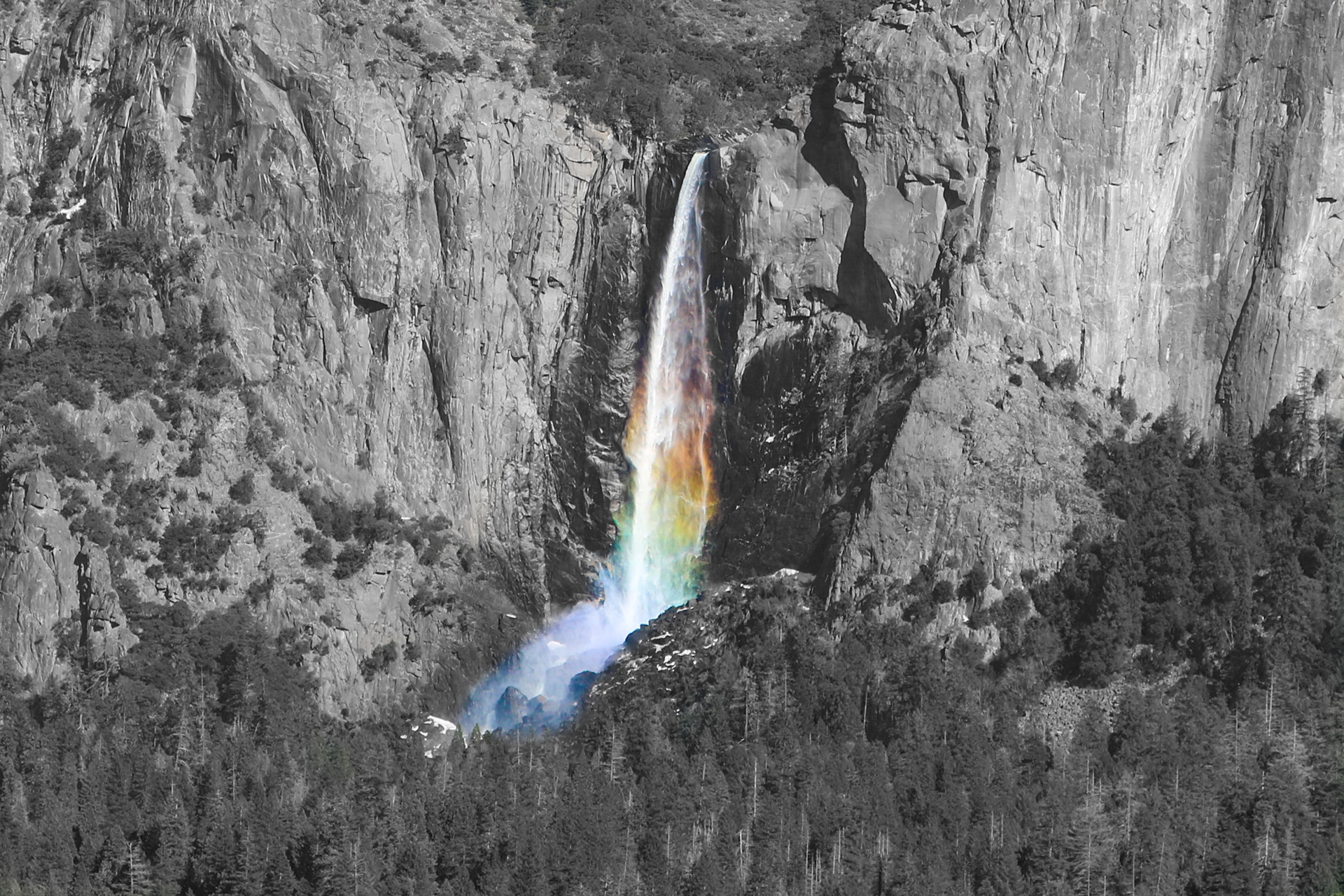Rainbow Falls | (Yosemite, USA)