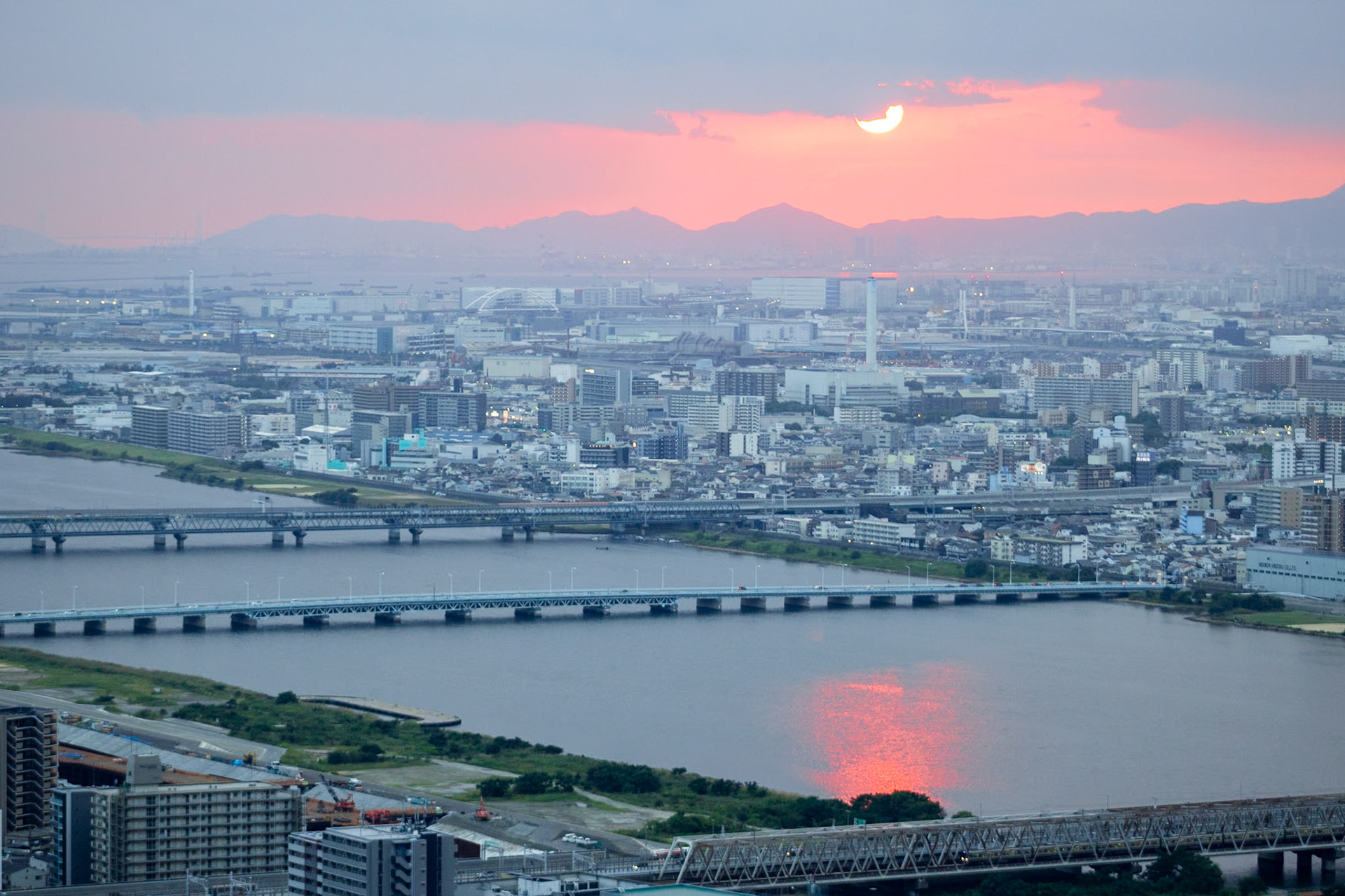 Shy Sun | (Kuchu Teien Observatory)