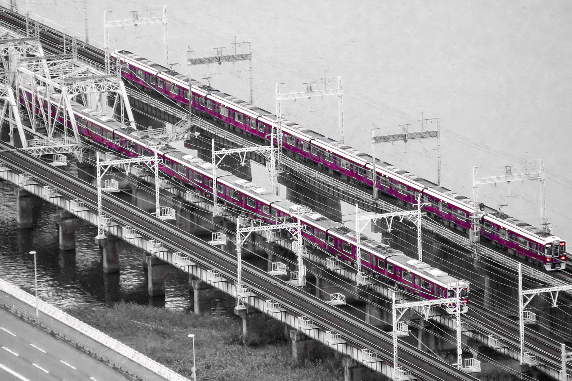 Twin Trains | (Kuchu Teien Observatory)