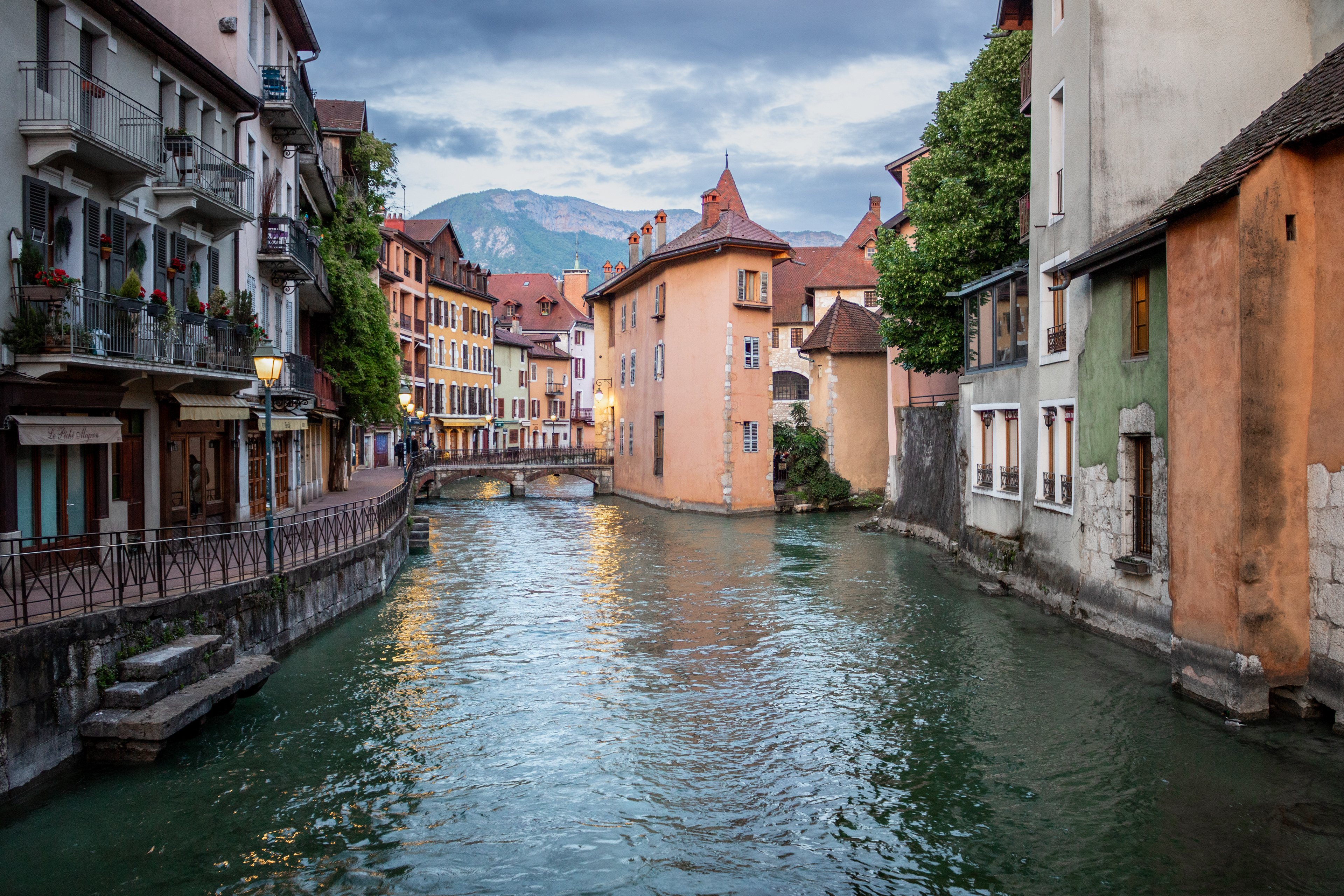 Evening on the Thiou | (Rue du Pont Morens)