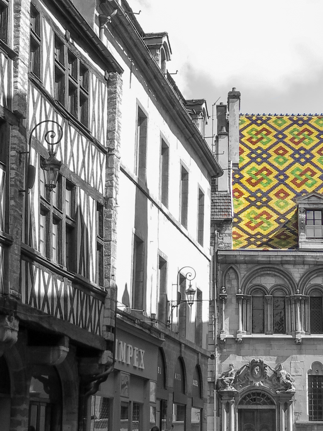 Mustard Yellow | (Dijon, France)