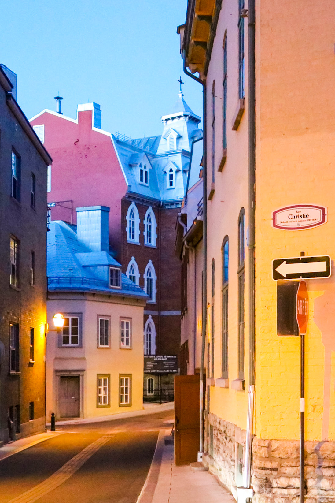 One Way | (Rue Christie)