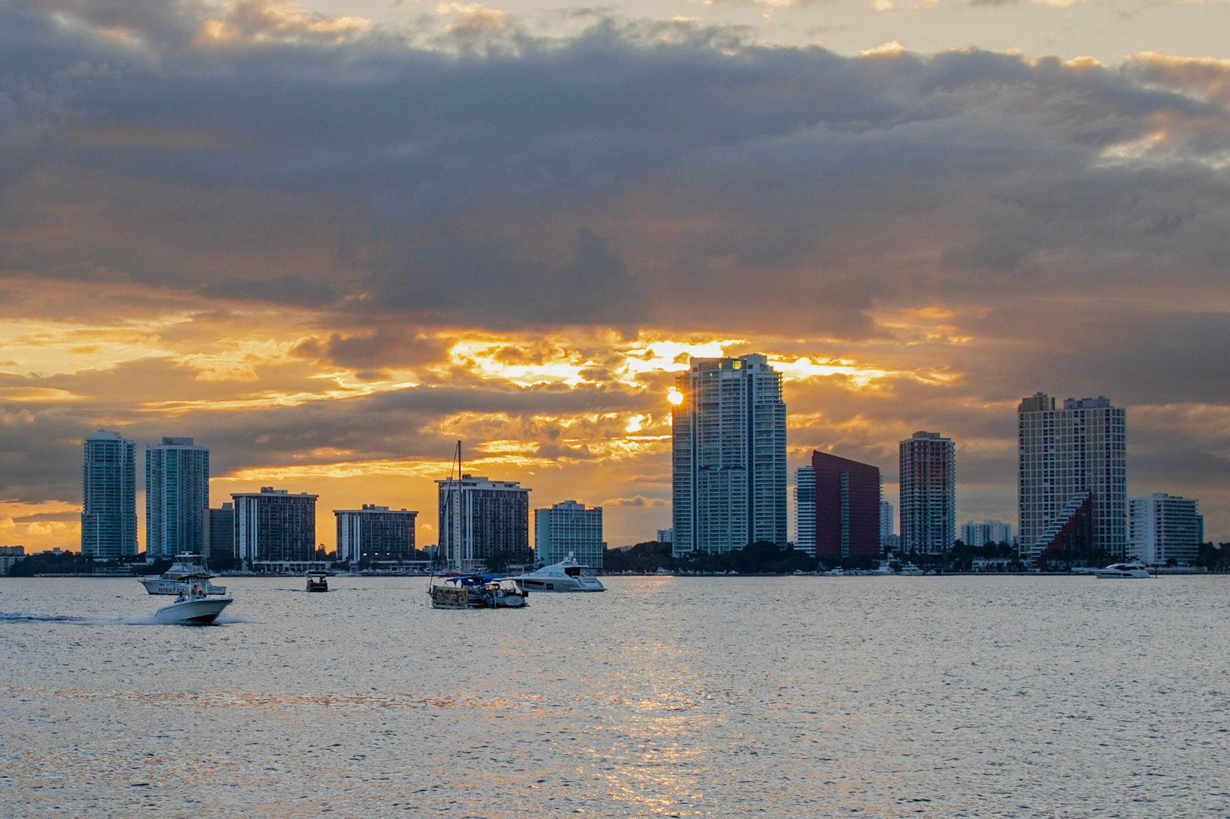 Sun Peeker | (Rusty Pelican Restaurant)