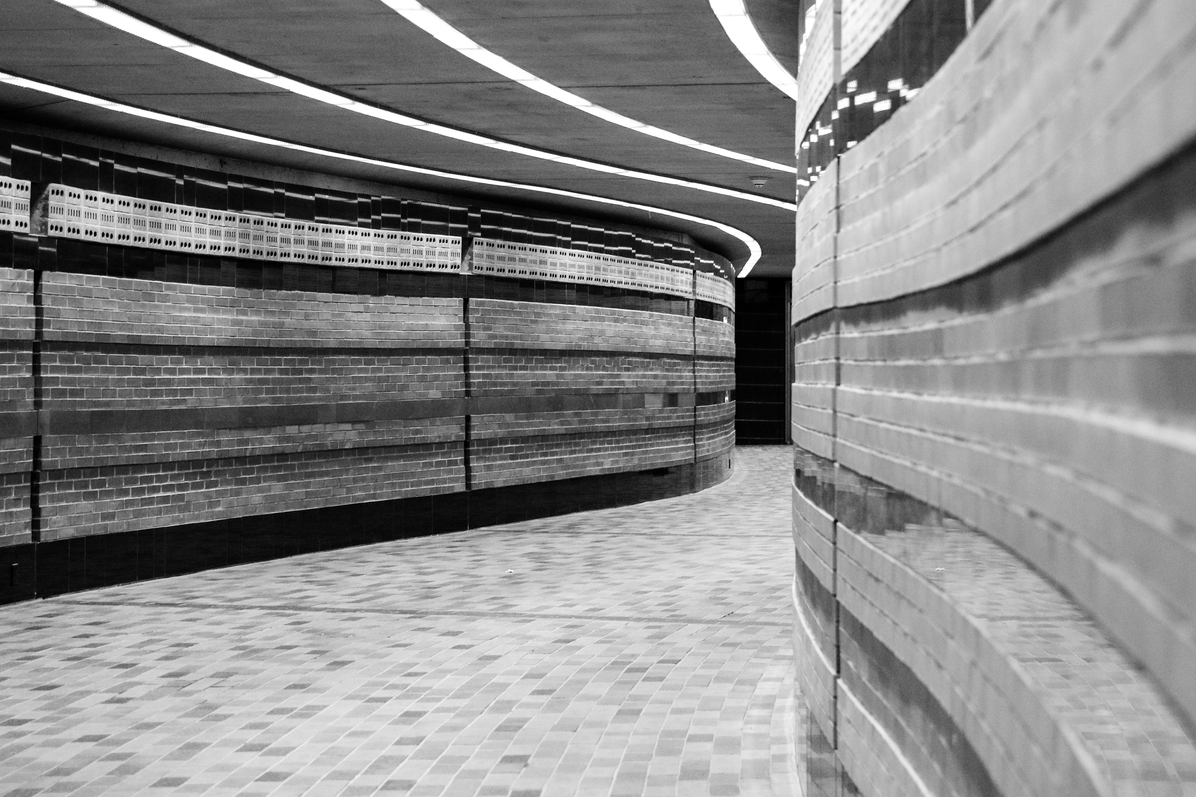 Twisting Tunnel | (Montreal, Canada)