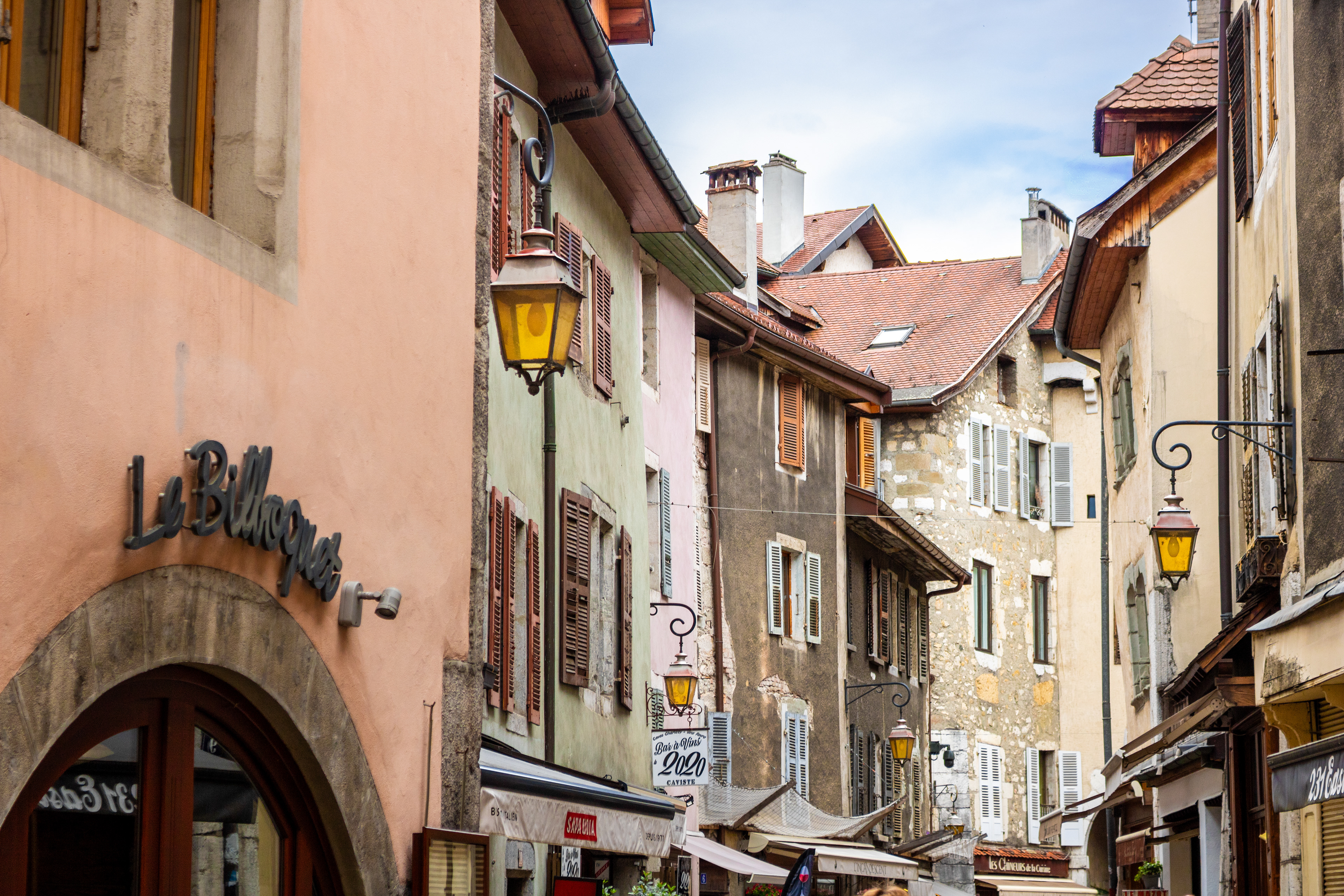 Le Bilboquet | (Fbg Sainte-Claire)