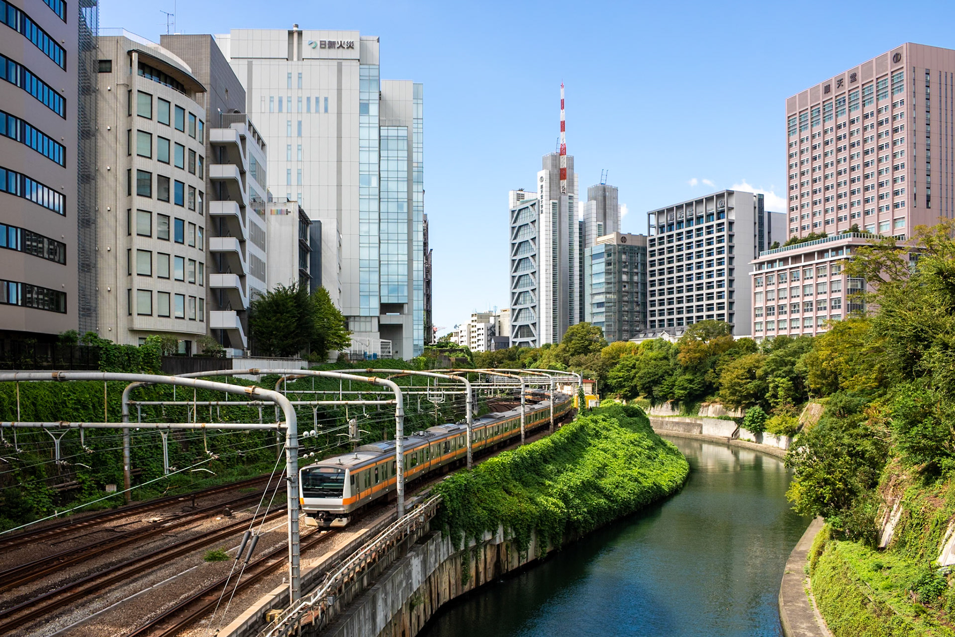 Chūō Sōbu | (Kanda River)