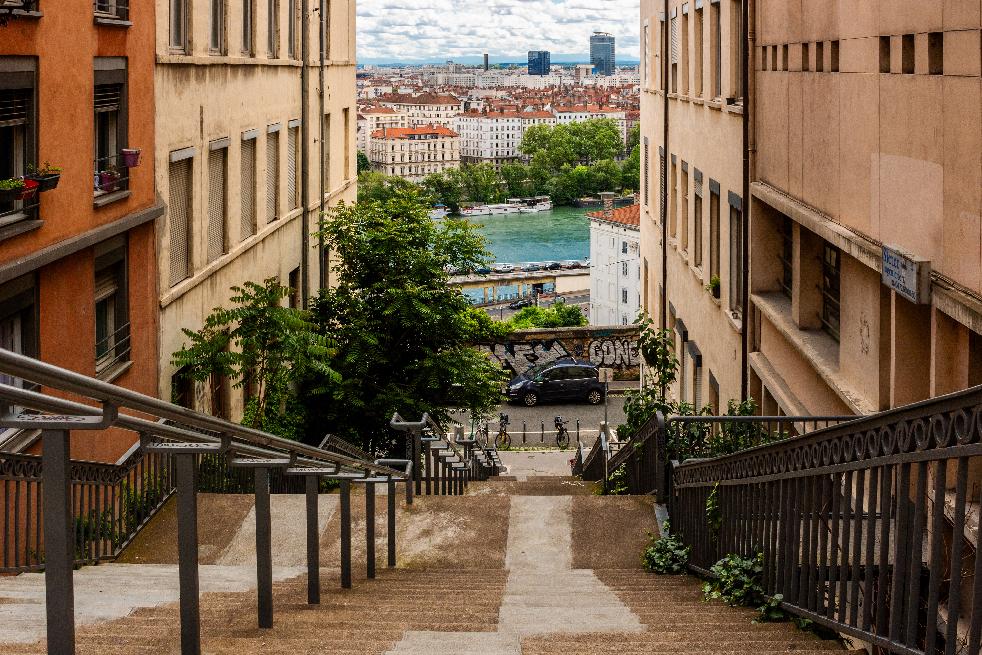 Croix-Rousse | (Rue Grognard)
