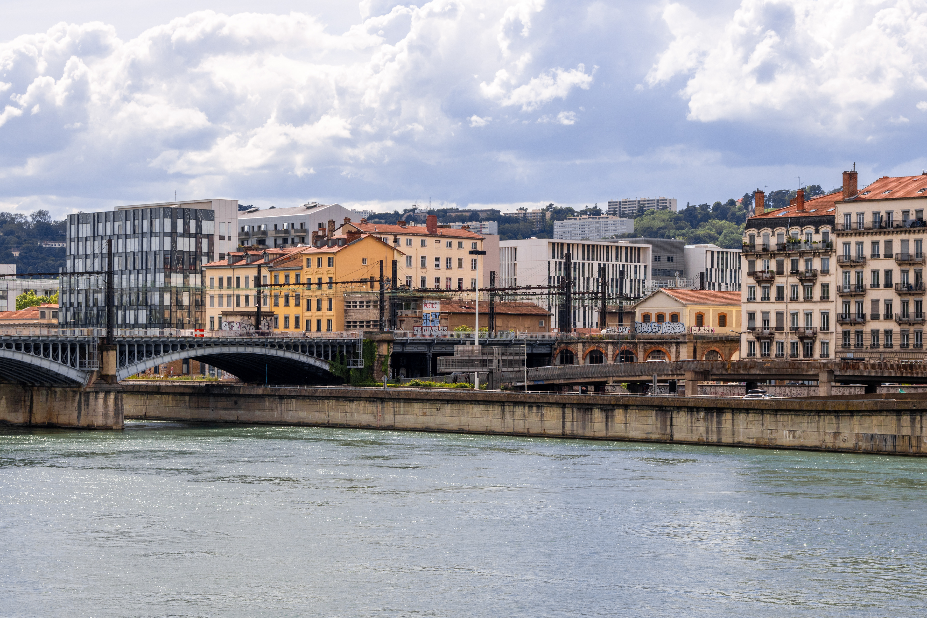 La Poste | (Pont Gallieni)