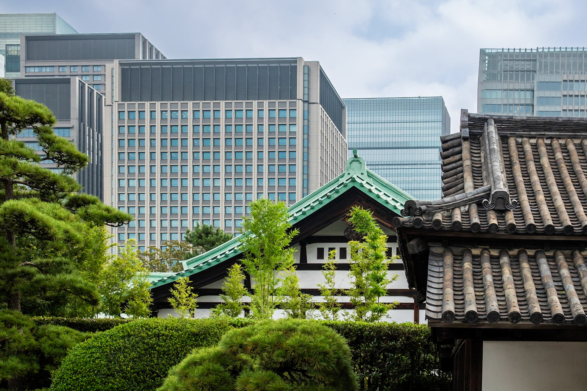 Green to Glass | (Imperial Palace)
