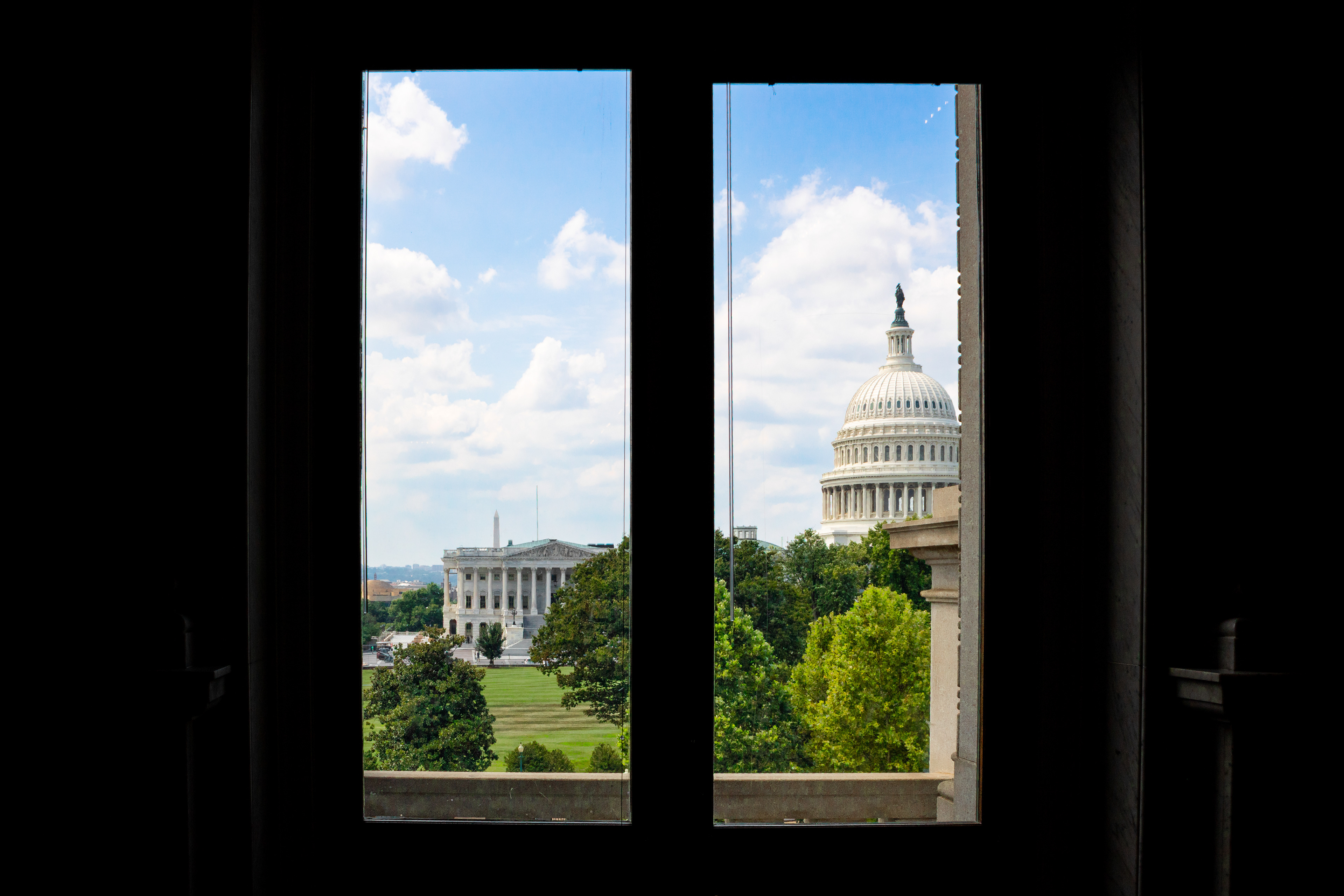 Parallel Panes | (Supreme Court Library)