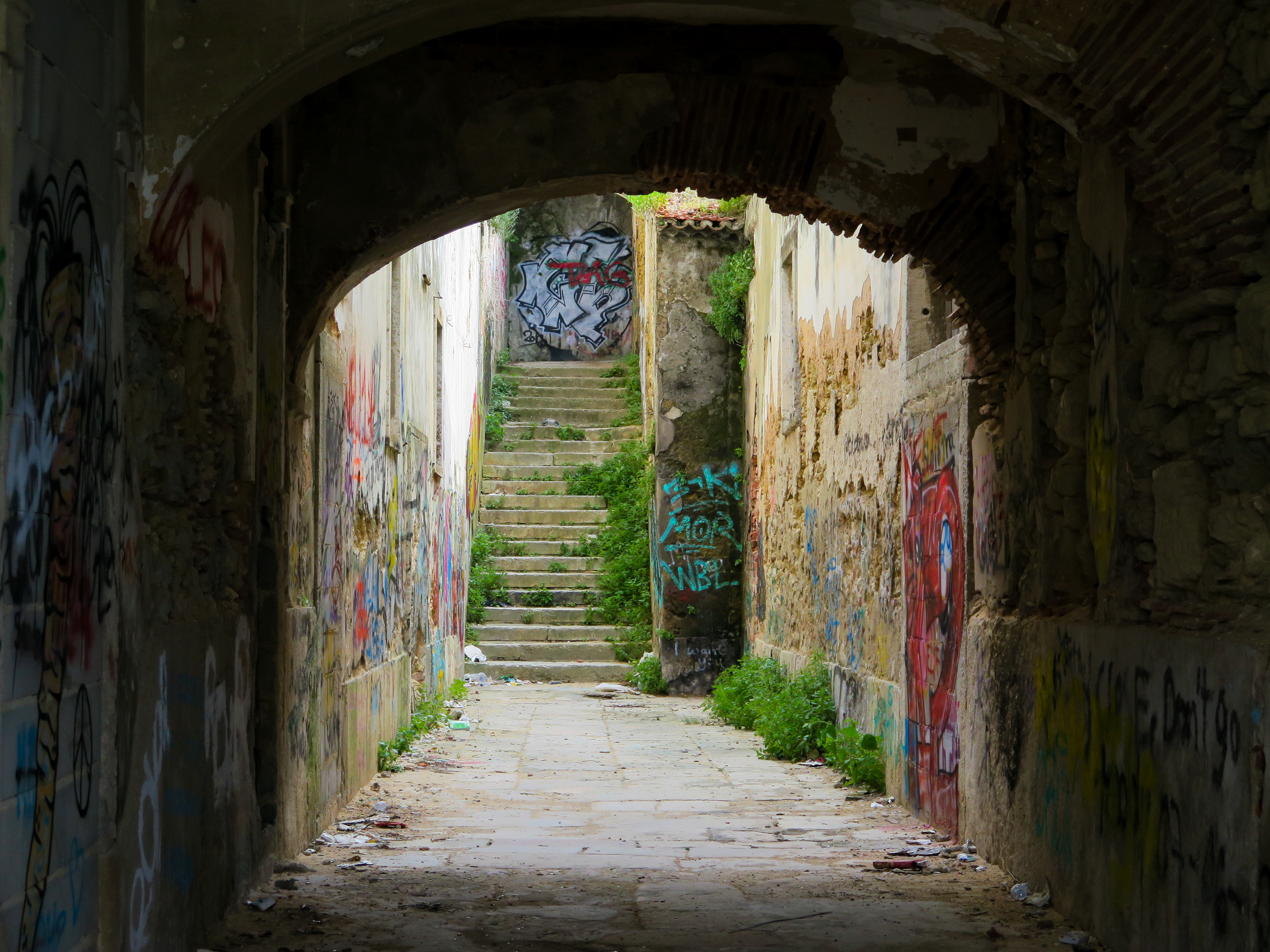 The Alley | (Cacilhas, Portugal)