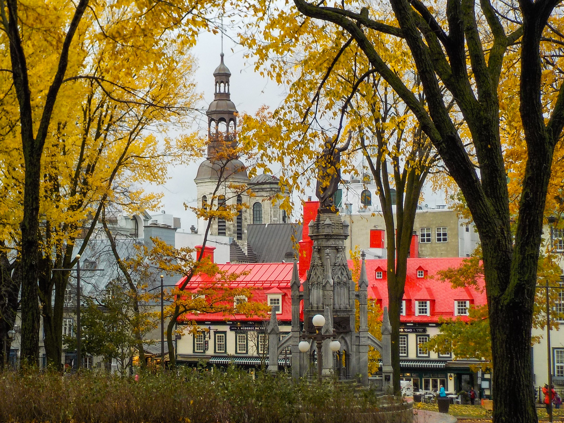 L'Automne | (Quebec City, Canada)