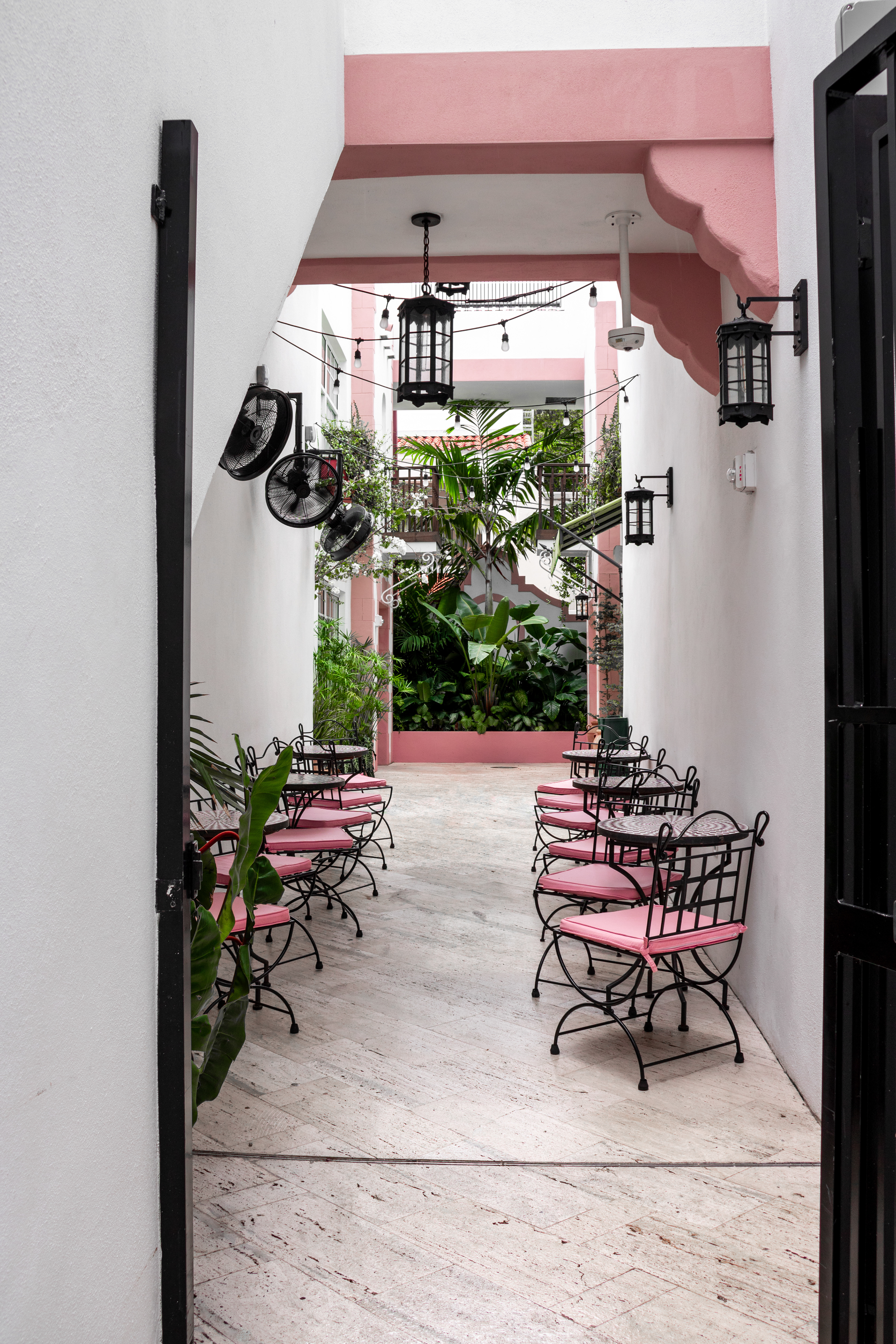 Have A Seat | (Miami, USA)