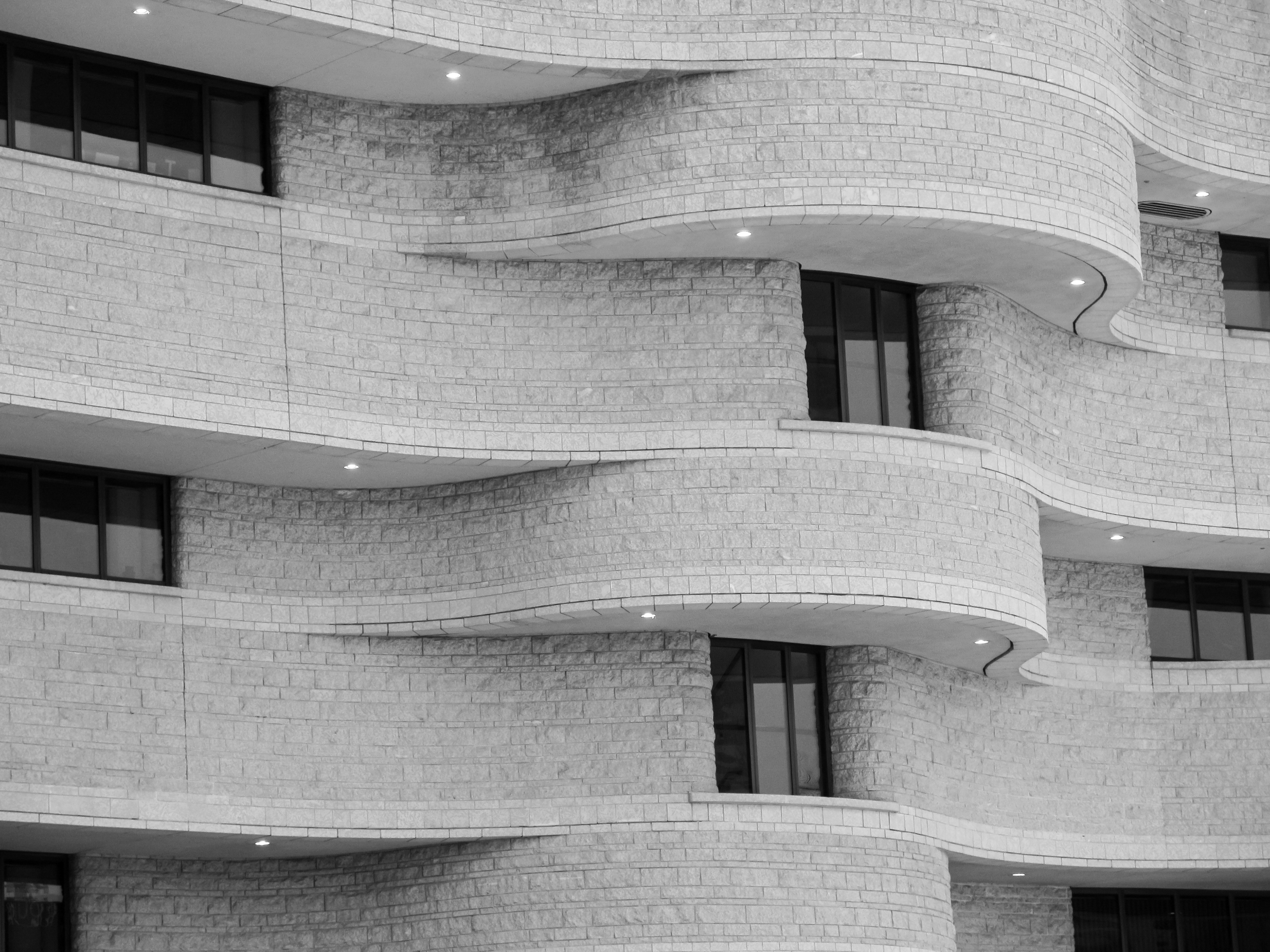 Curved | (Ottawa, Canada)
