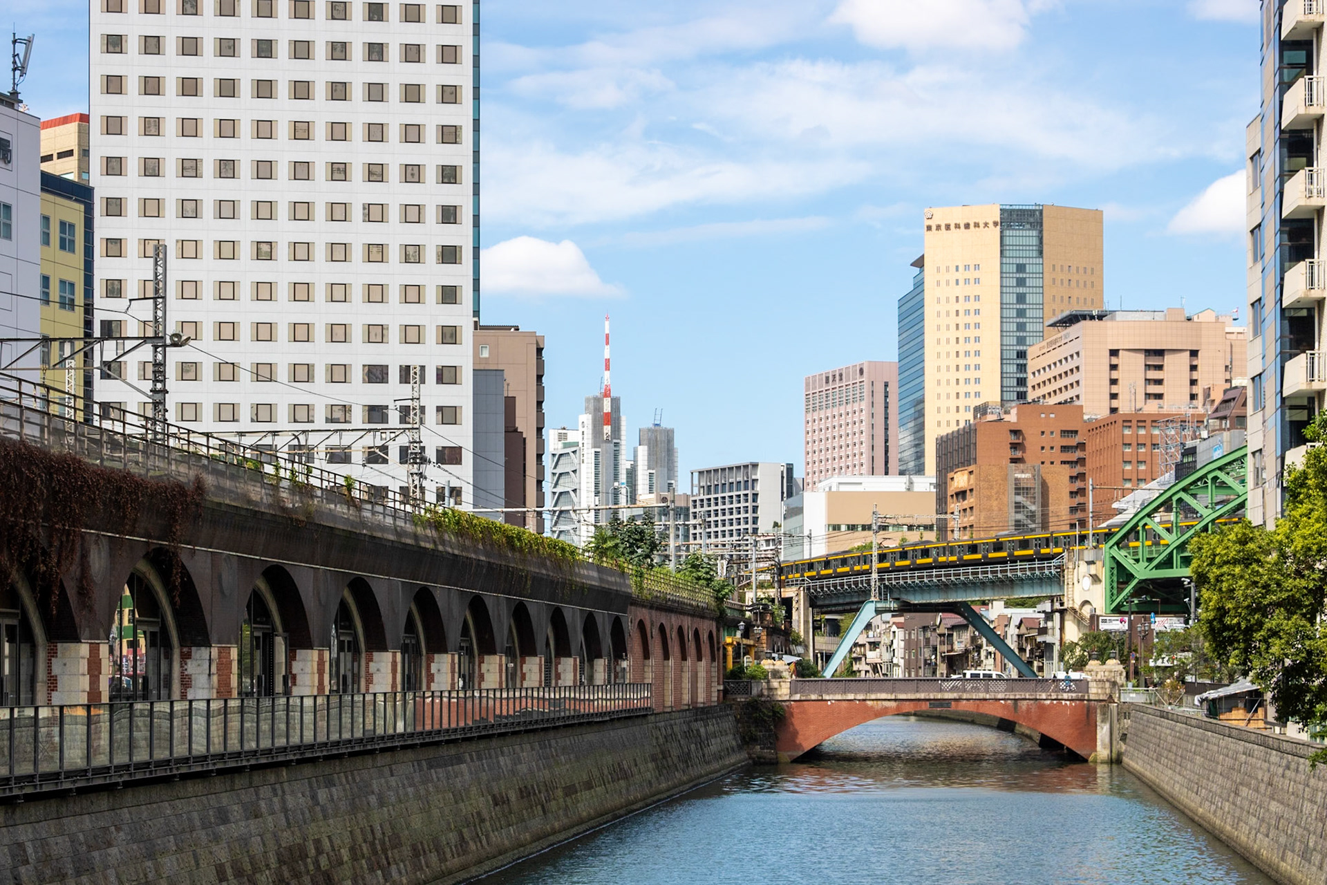 Along the Kanda | (Akihabara)