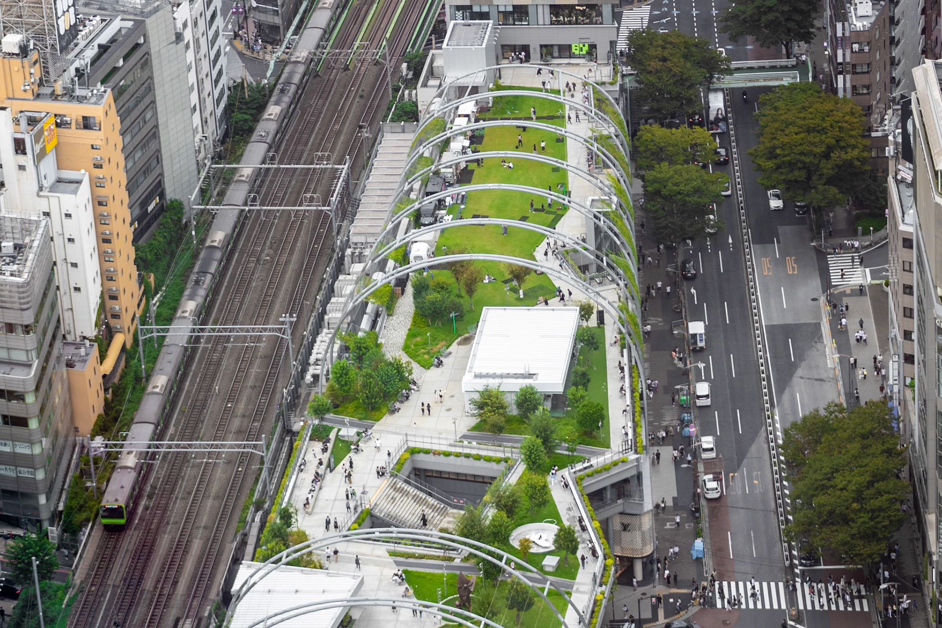 Urban Stripes | (Miyashita Park)