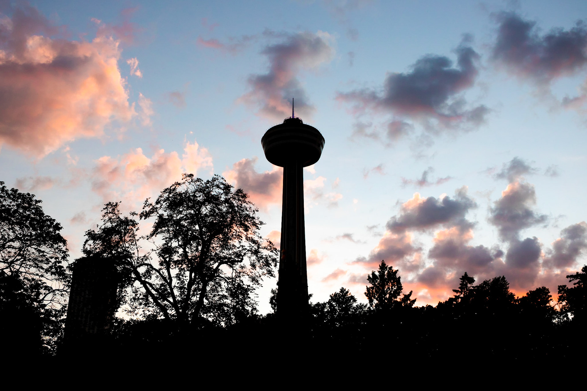 Skylon Silhouette | (Skylon Tower)