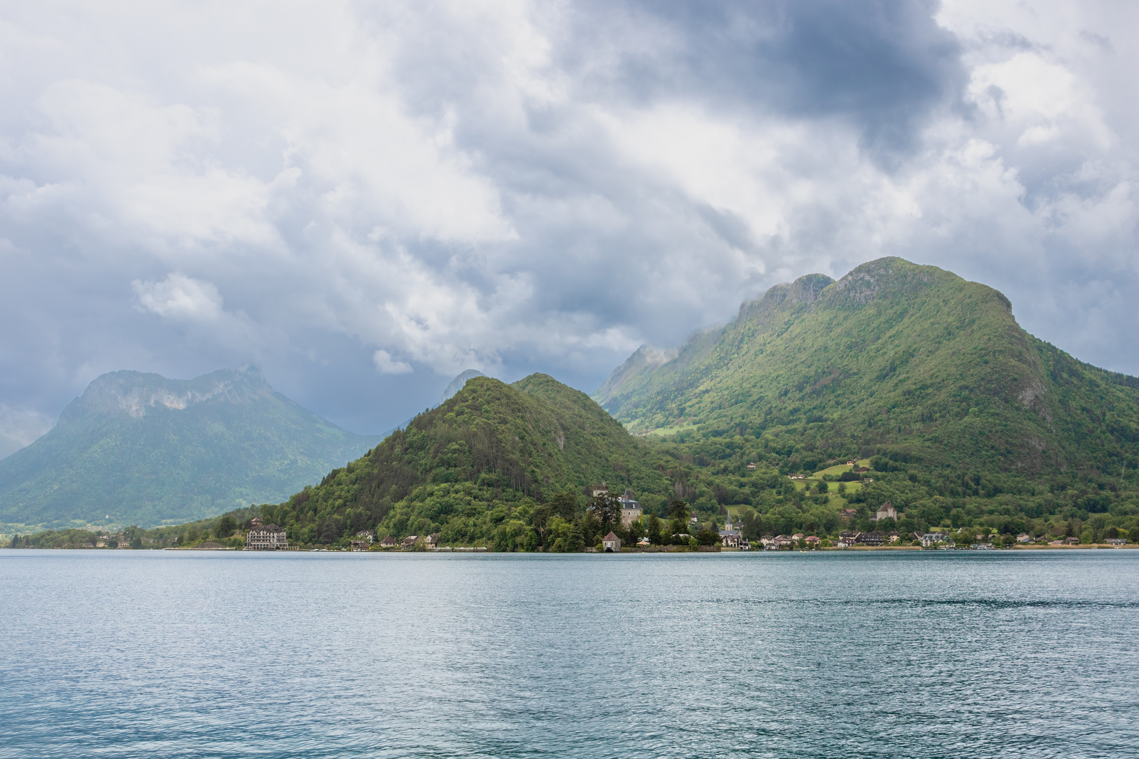 Touch the Clouds | (Talloires)