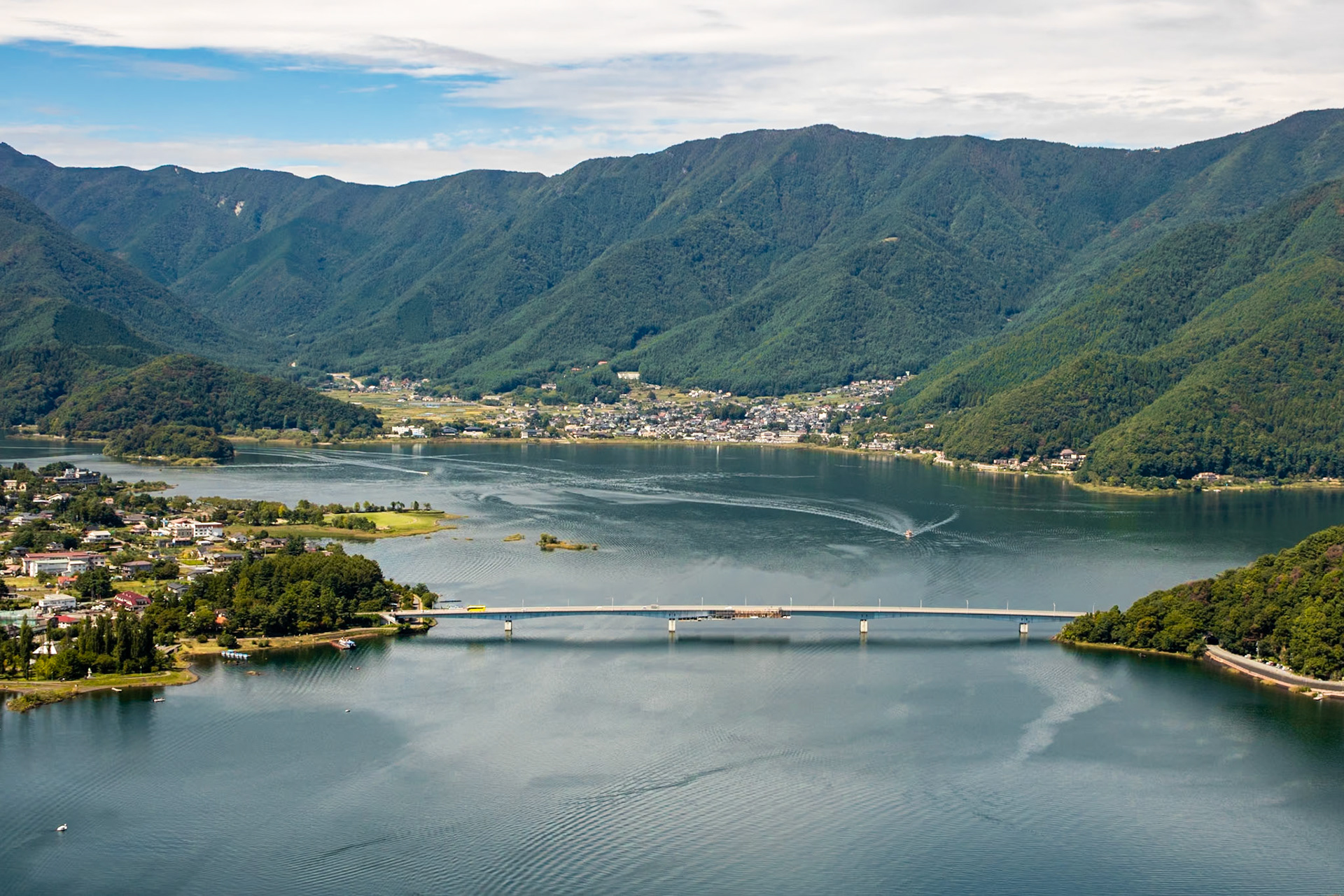 Mizumi | (Lake Kawaguchi)